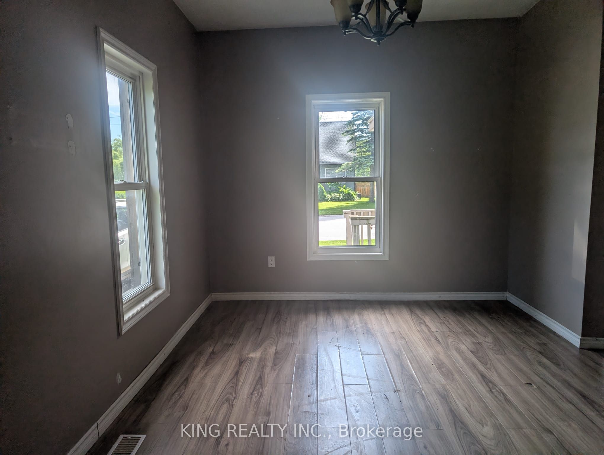494 Isaac Street Property Photo 17
