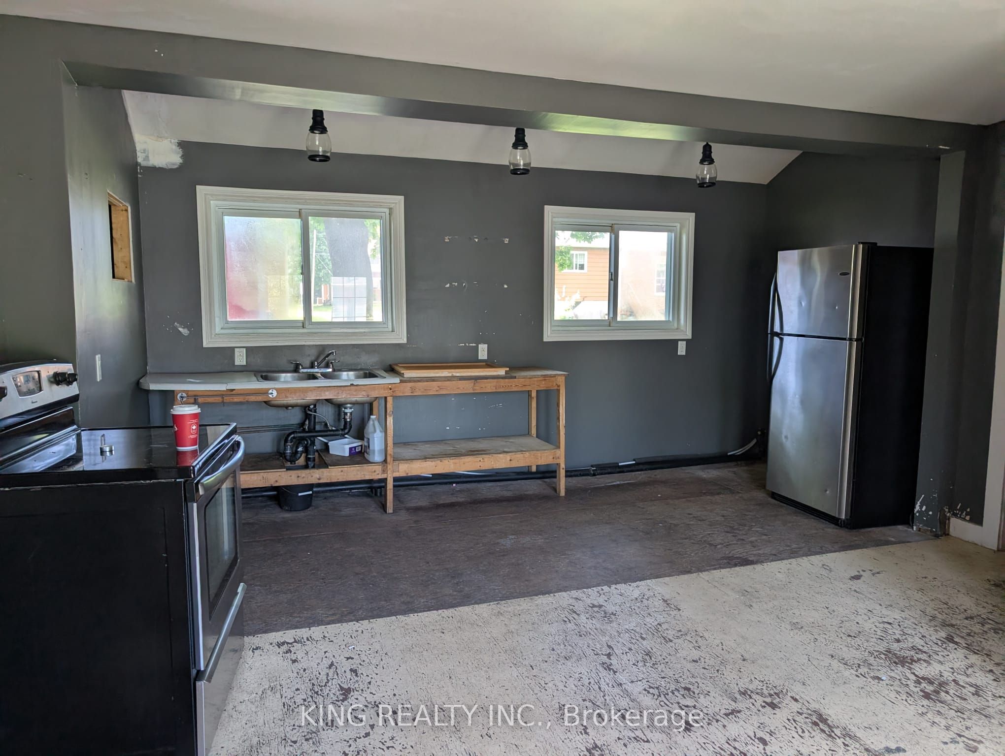 494 Isaac Street Property Photo 22