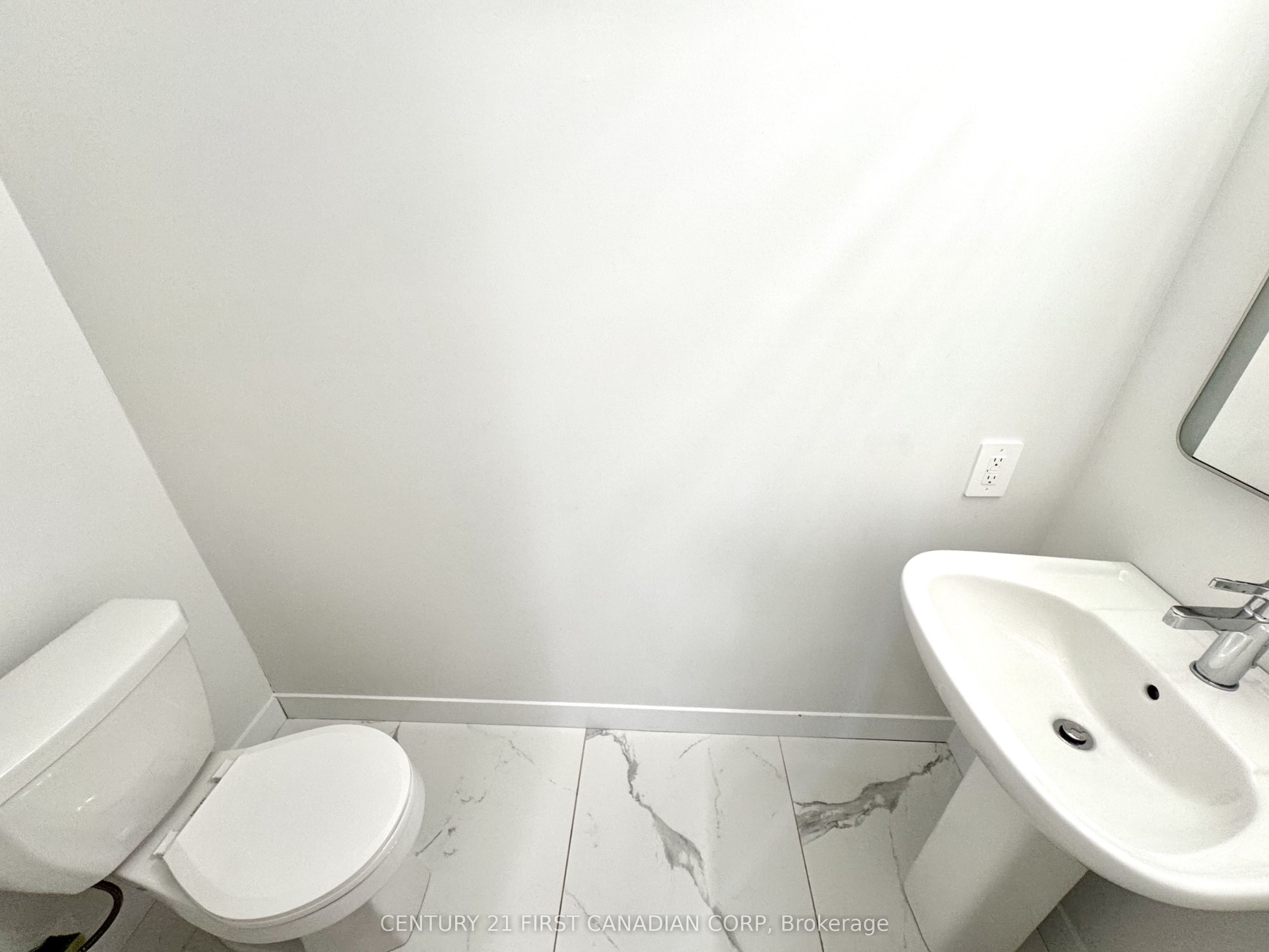 349 Southdale Road E 29 Property Photo 6