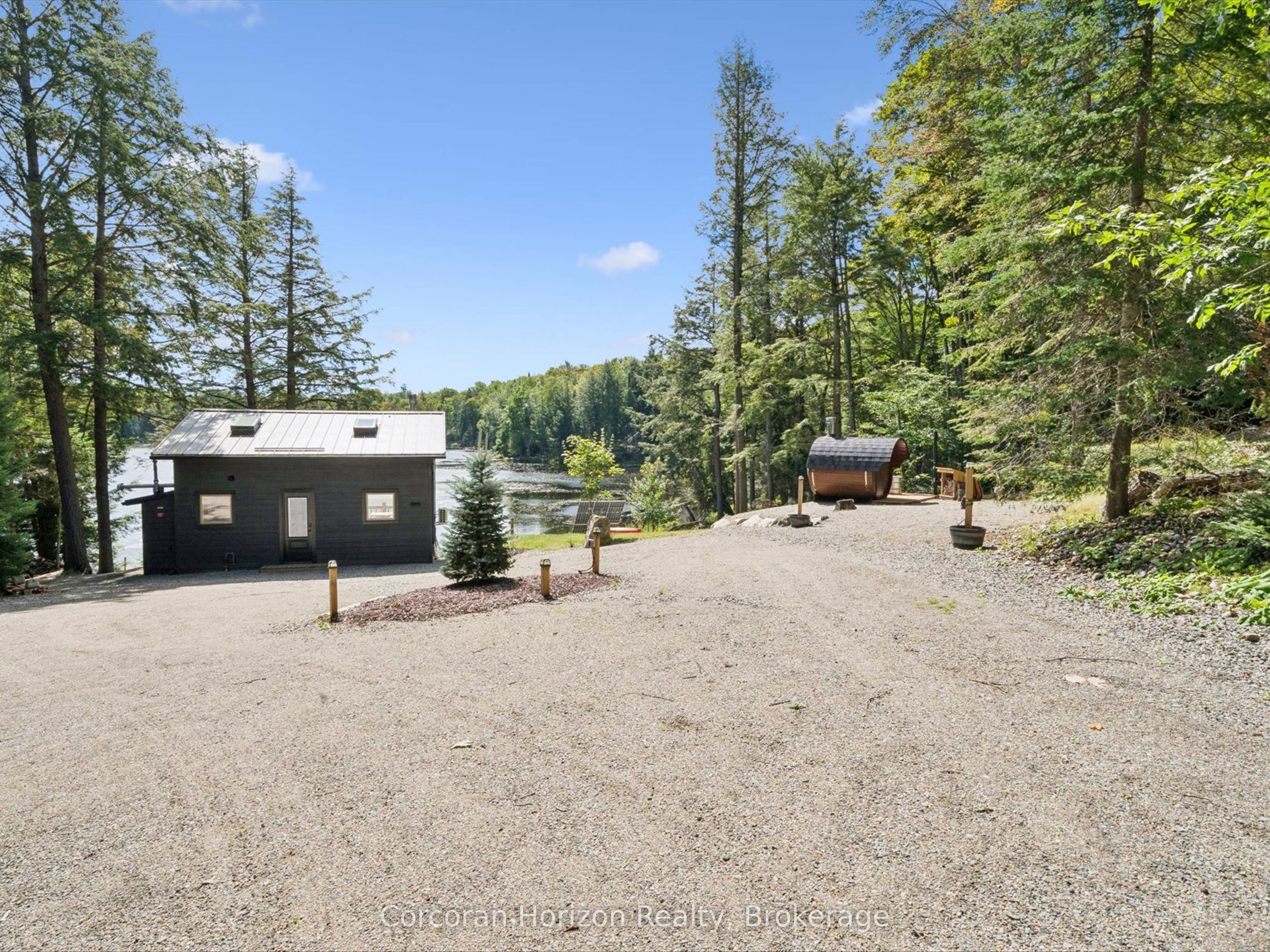 1211 Pluto Trail Property Photo 20