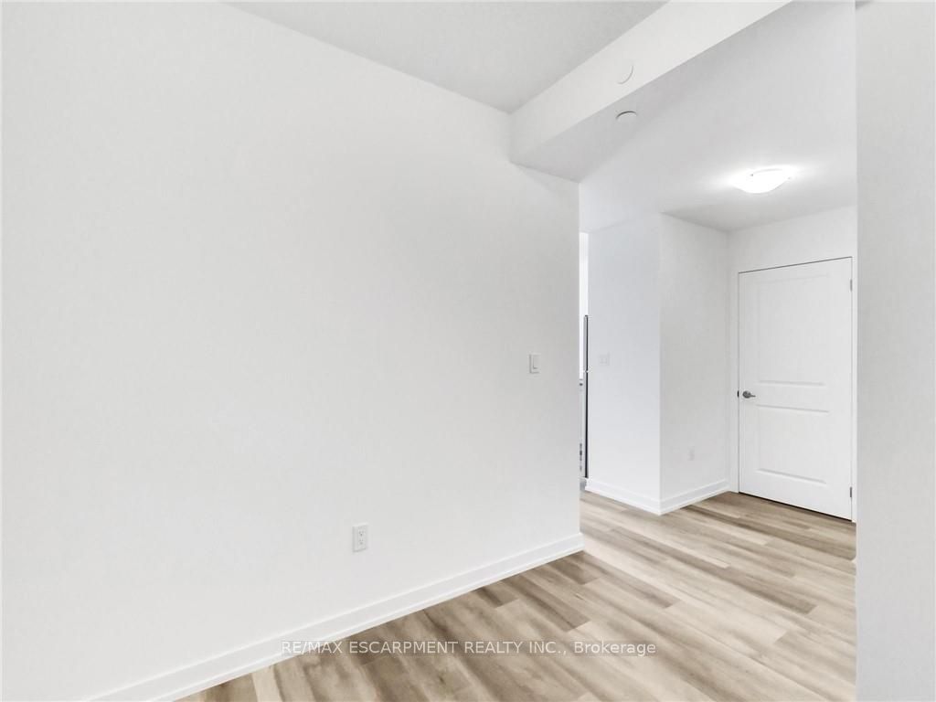 470 Dundas Street E 1008 Property Photo 3