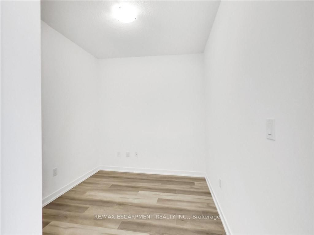 470 Dundas Street E 1008 Property Photo 6