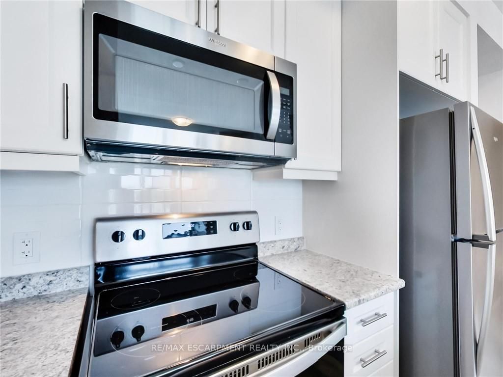 470 Dundas Street E 1008 Property Photo 11