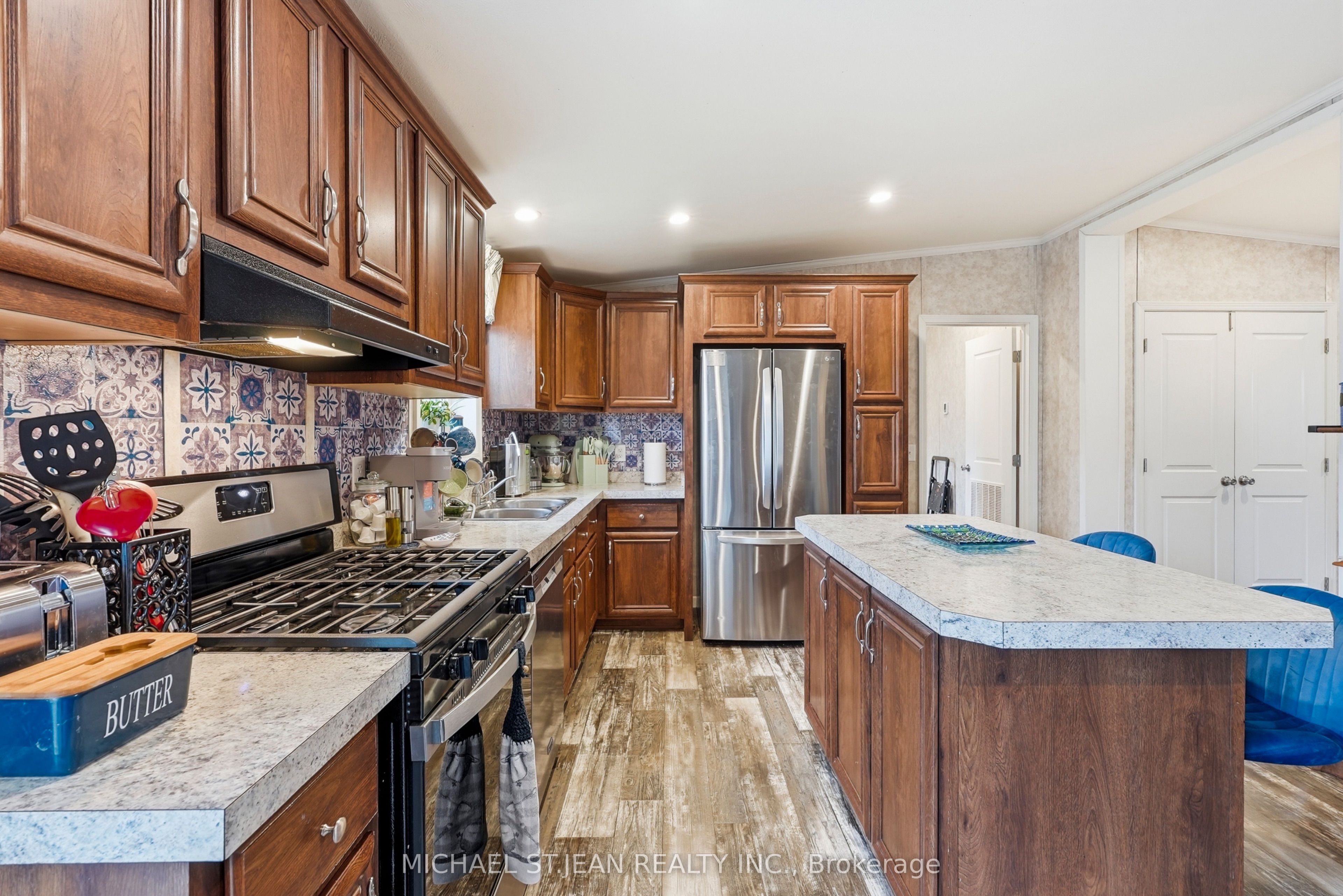 27 Hickory Hollow Property Photo 15