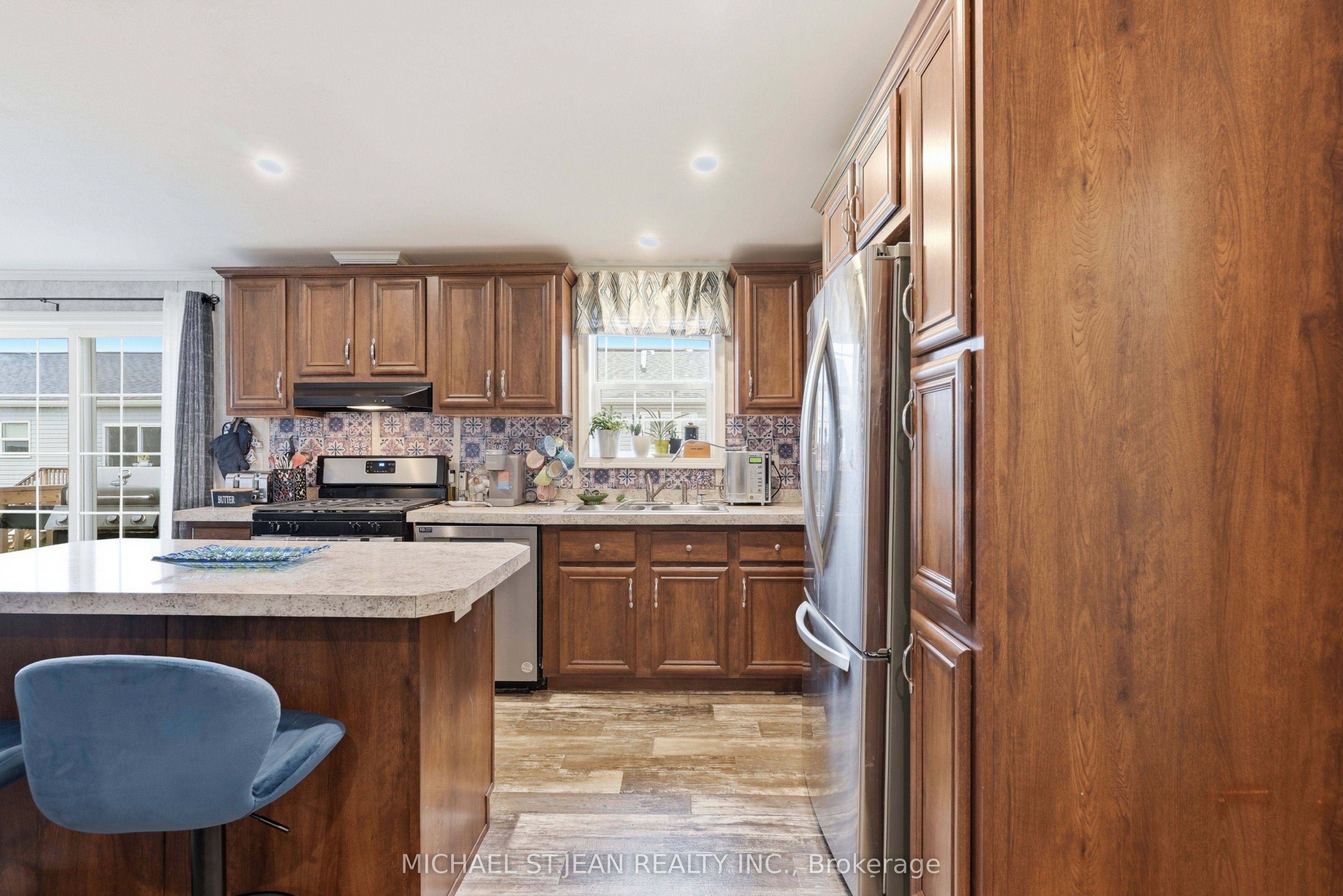 27 Hickory Hollow Property Photo 17