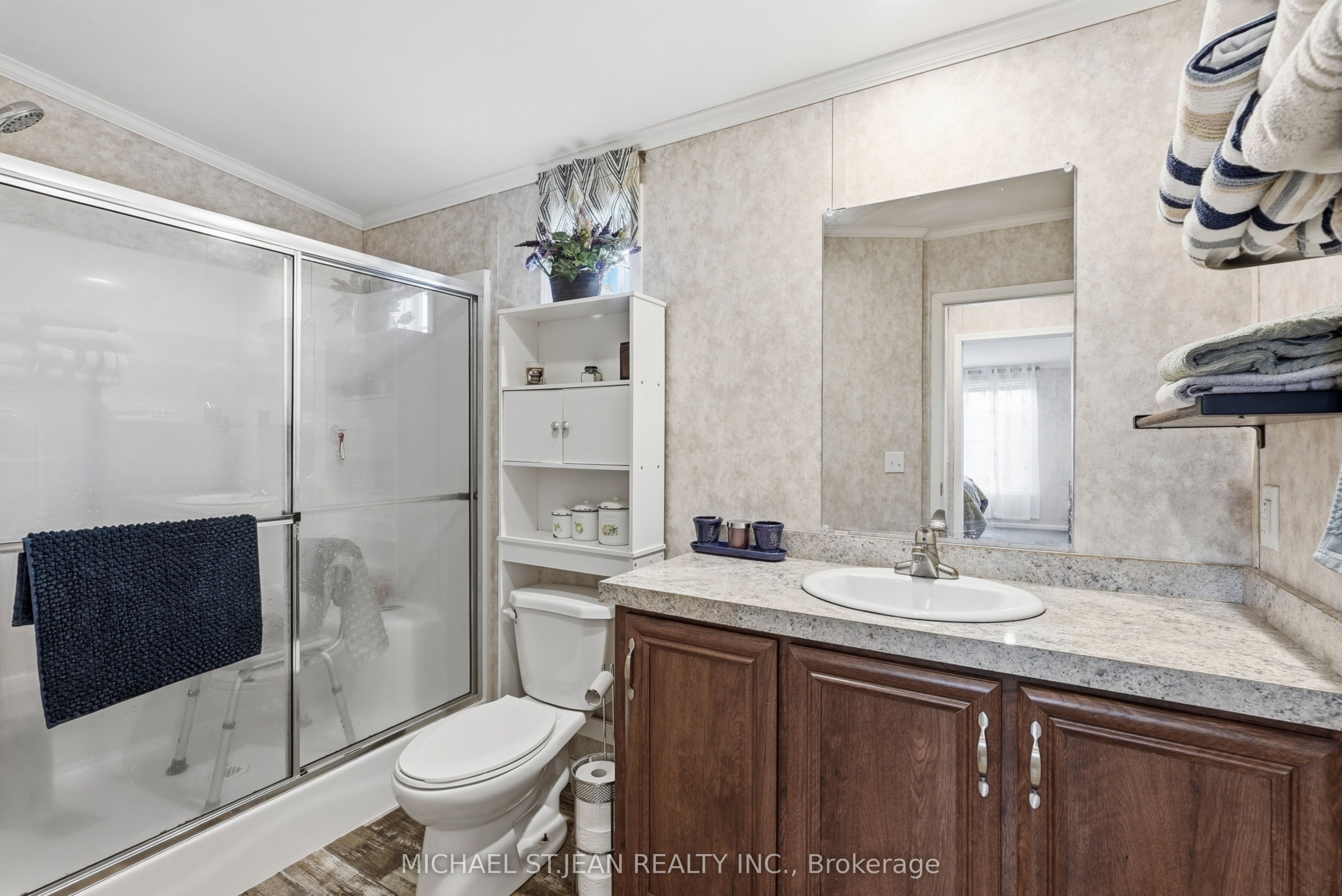 27 Hickory Hollow Property Photo 28