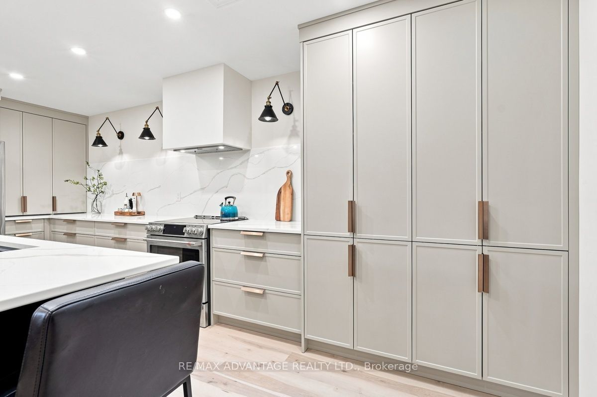 2 Cadeau Terrace 9 Property Photo 24