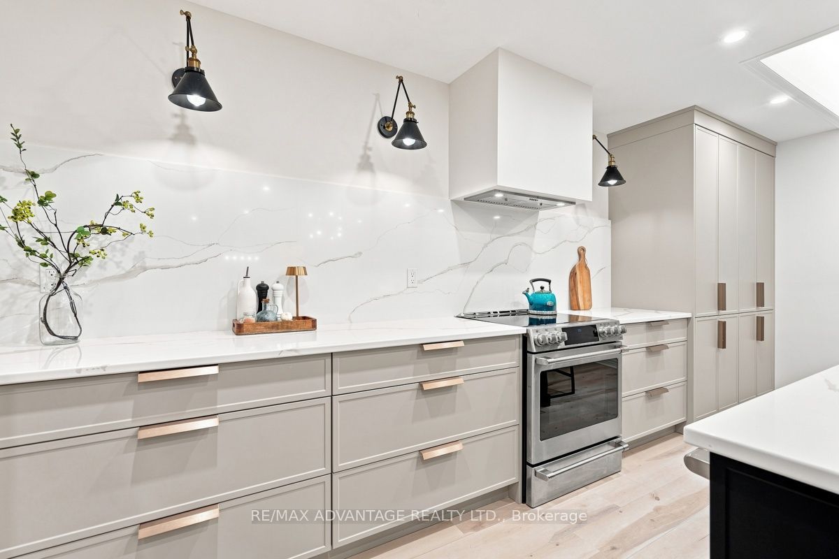2 Cadeau Terrace 9 Property Photo 28