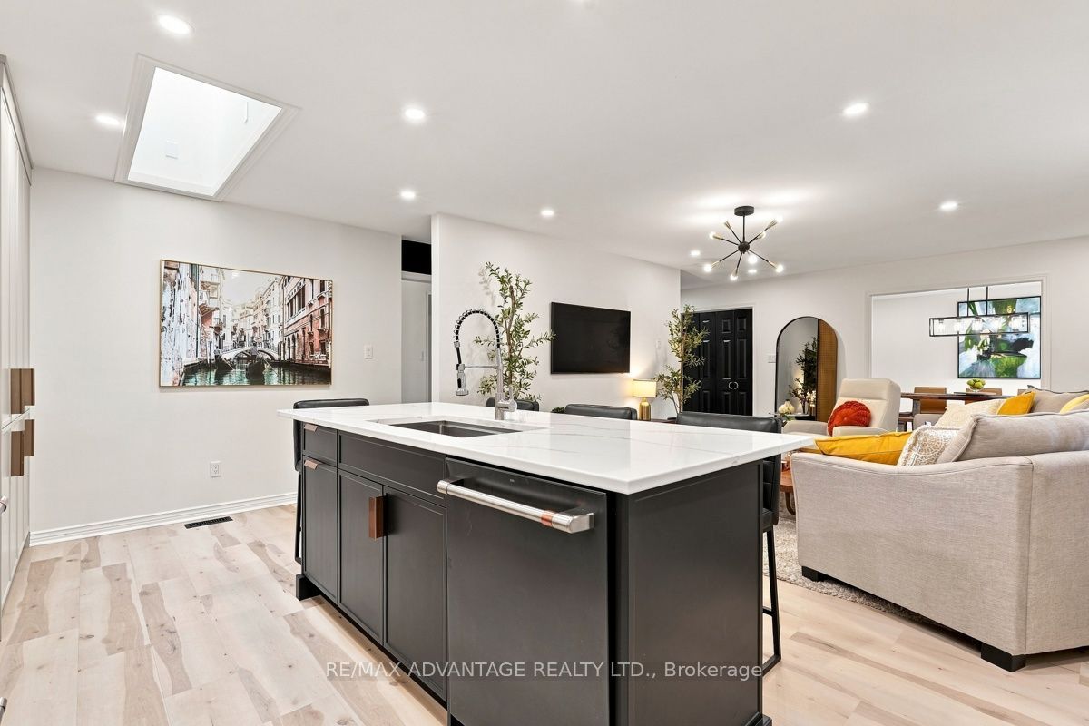2 Cadeau Terrace 9 Property Photo 29