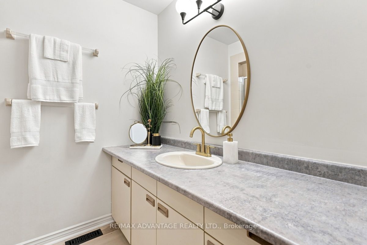 2 Cadeau Terrace 9 Property Photo 37