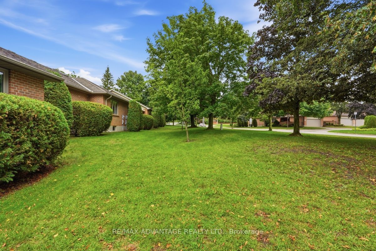 2 Cadeau Terrace 9 Property Photo 48