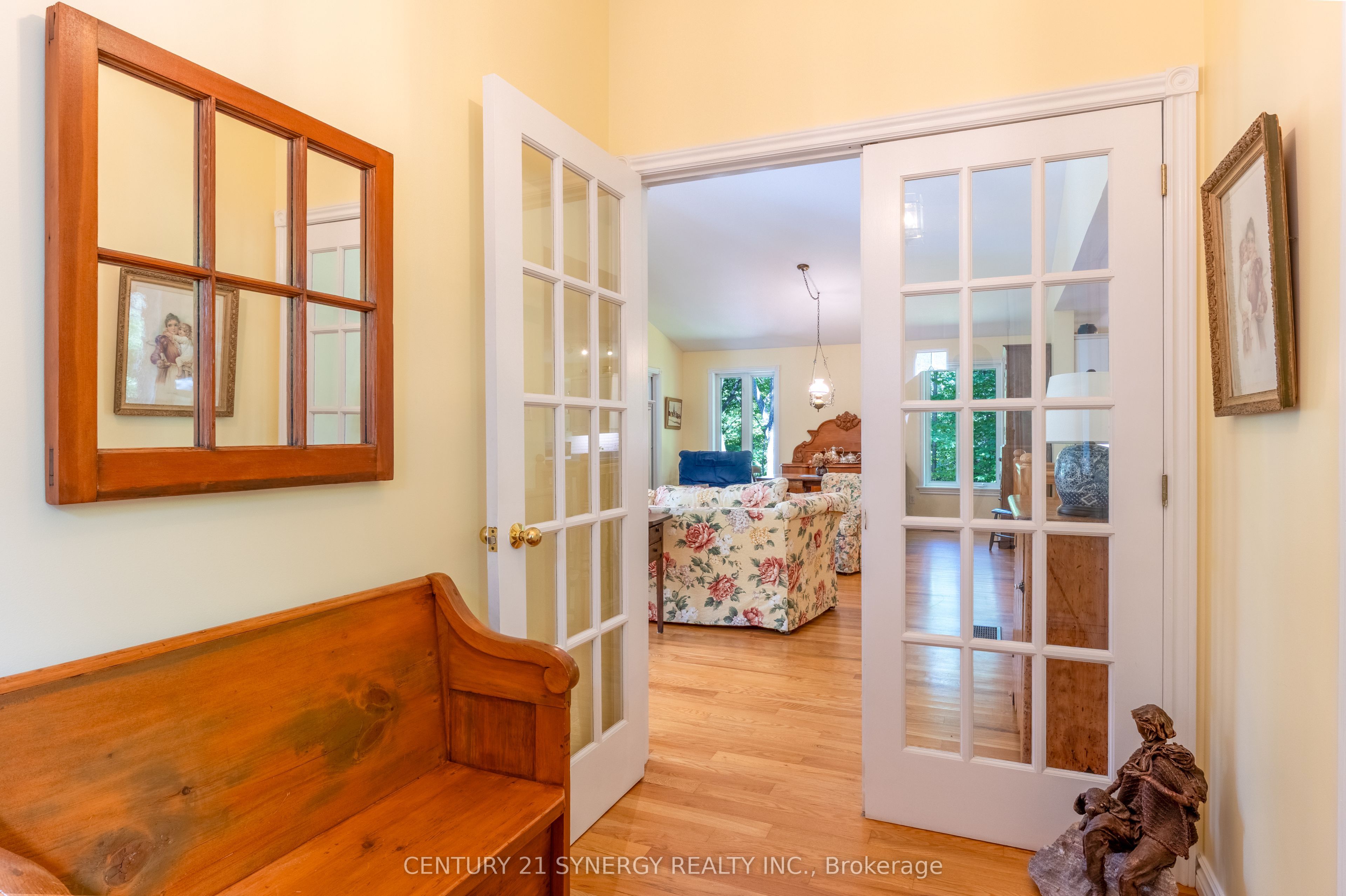 504 Kenyon Road Property Photo 4