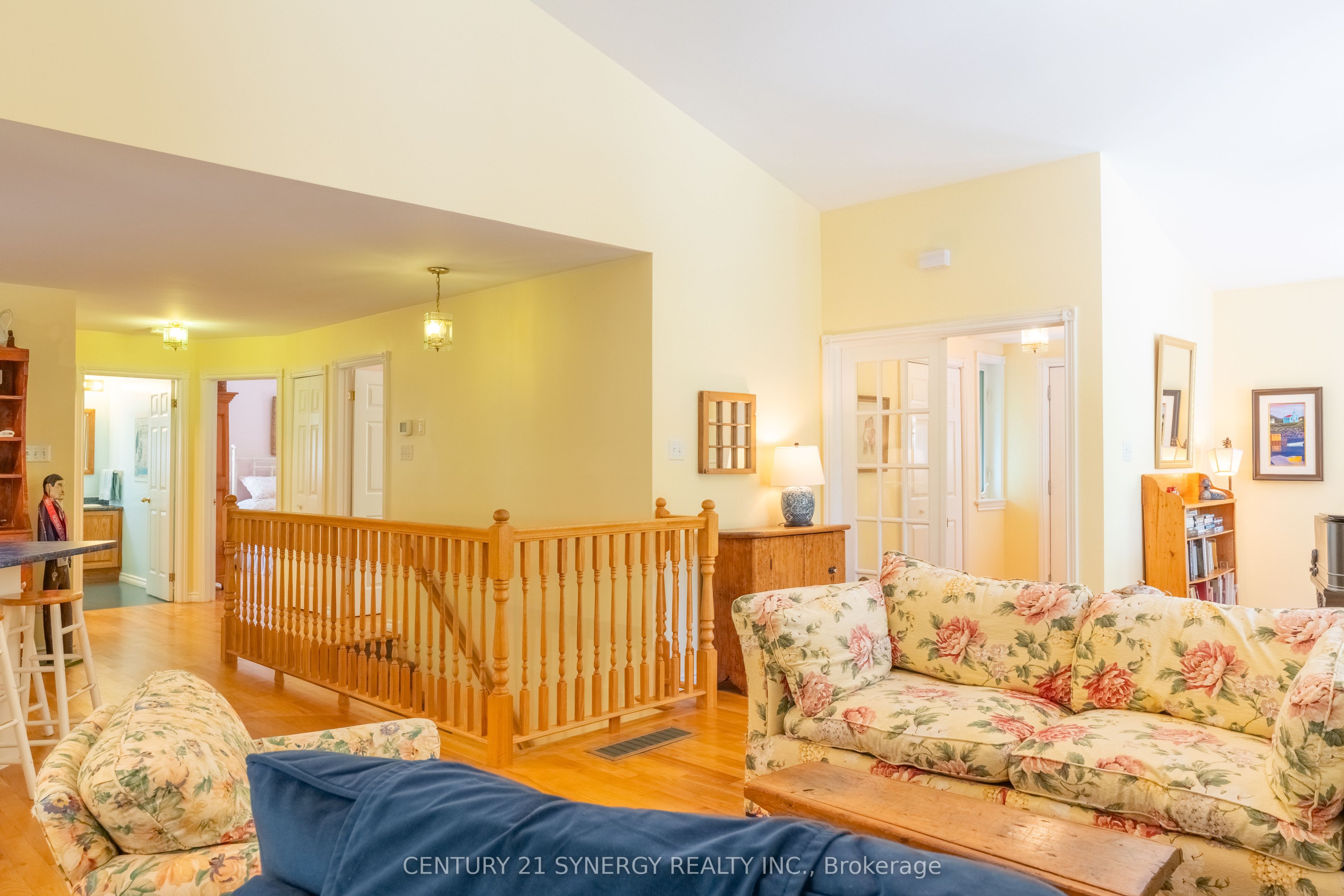 504 Kenyon Road Property Photo 10
