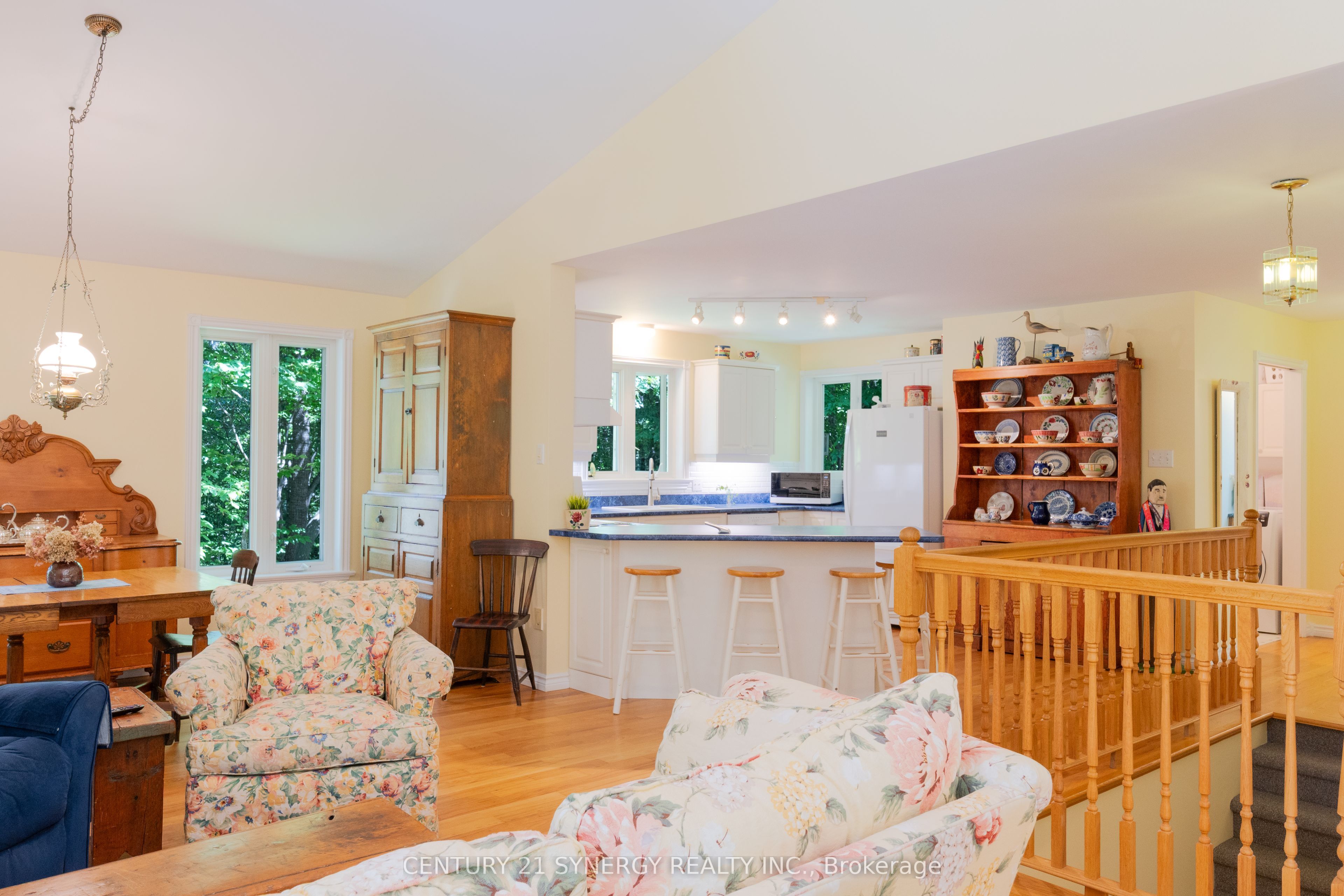 504 Kenyon Road Property Photo 14