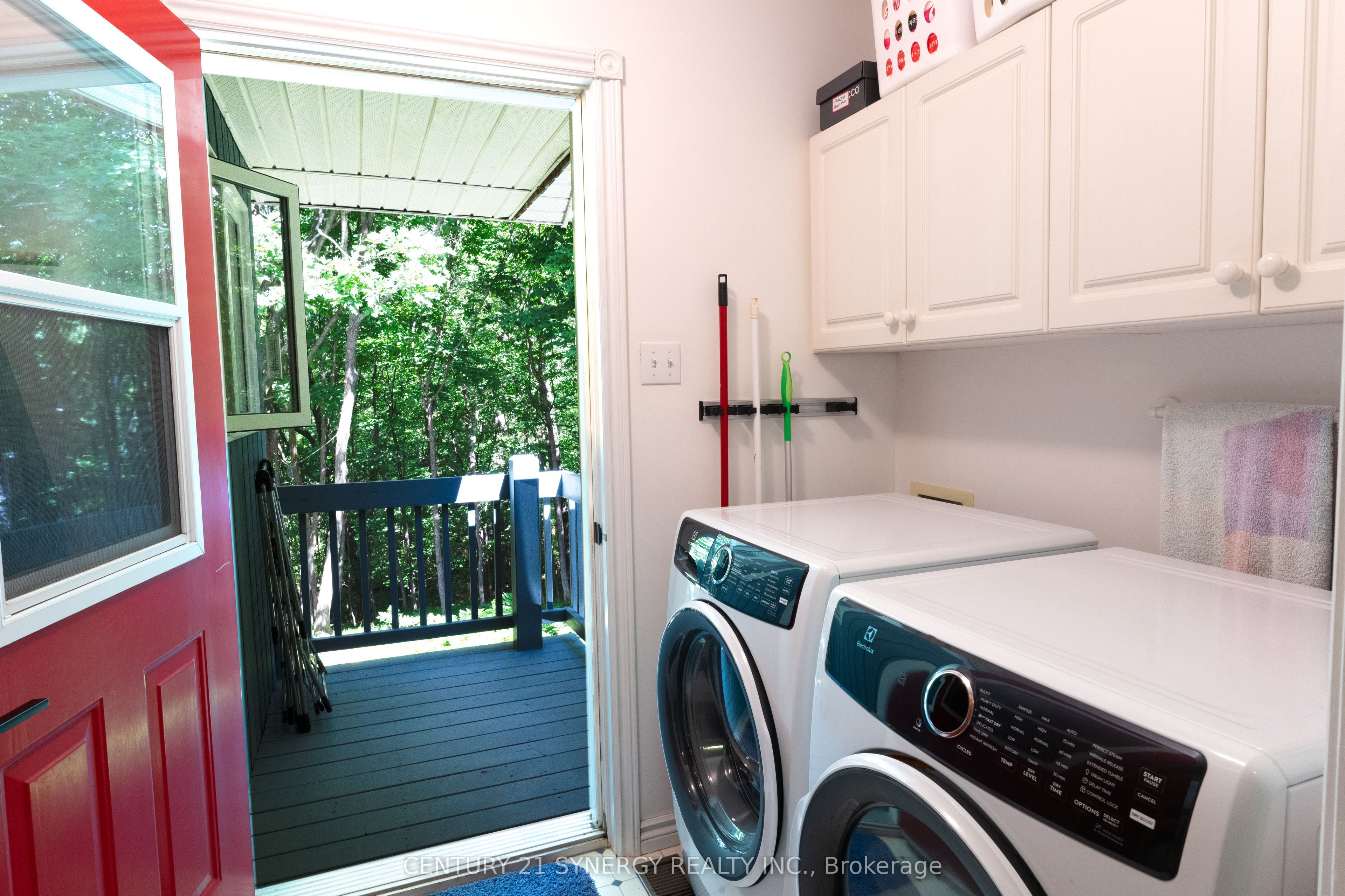 504 Kenyon Road Property Photo 16