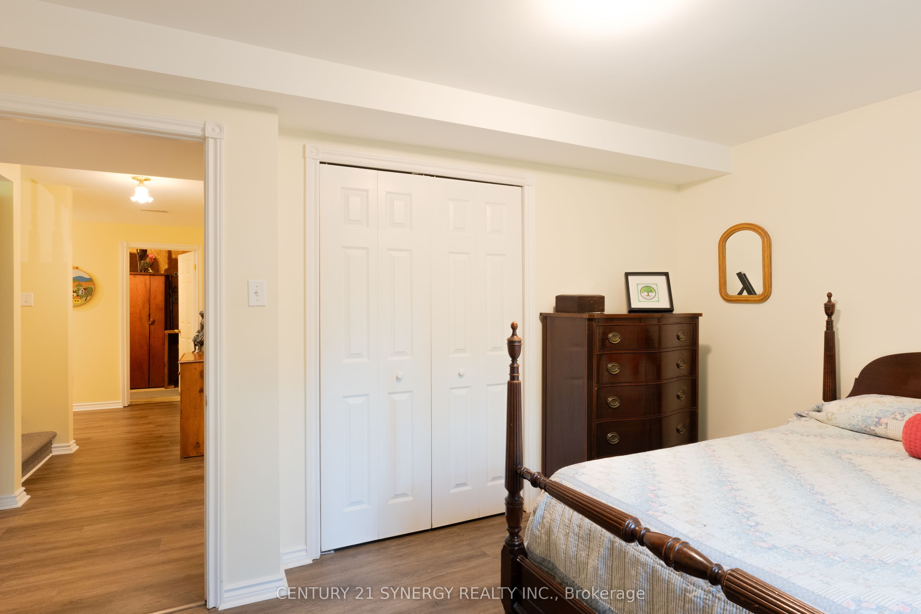504 Kenyon Road Property Photo 25