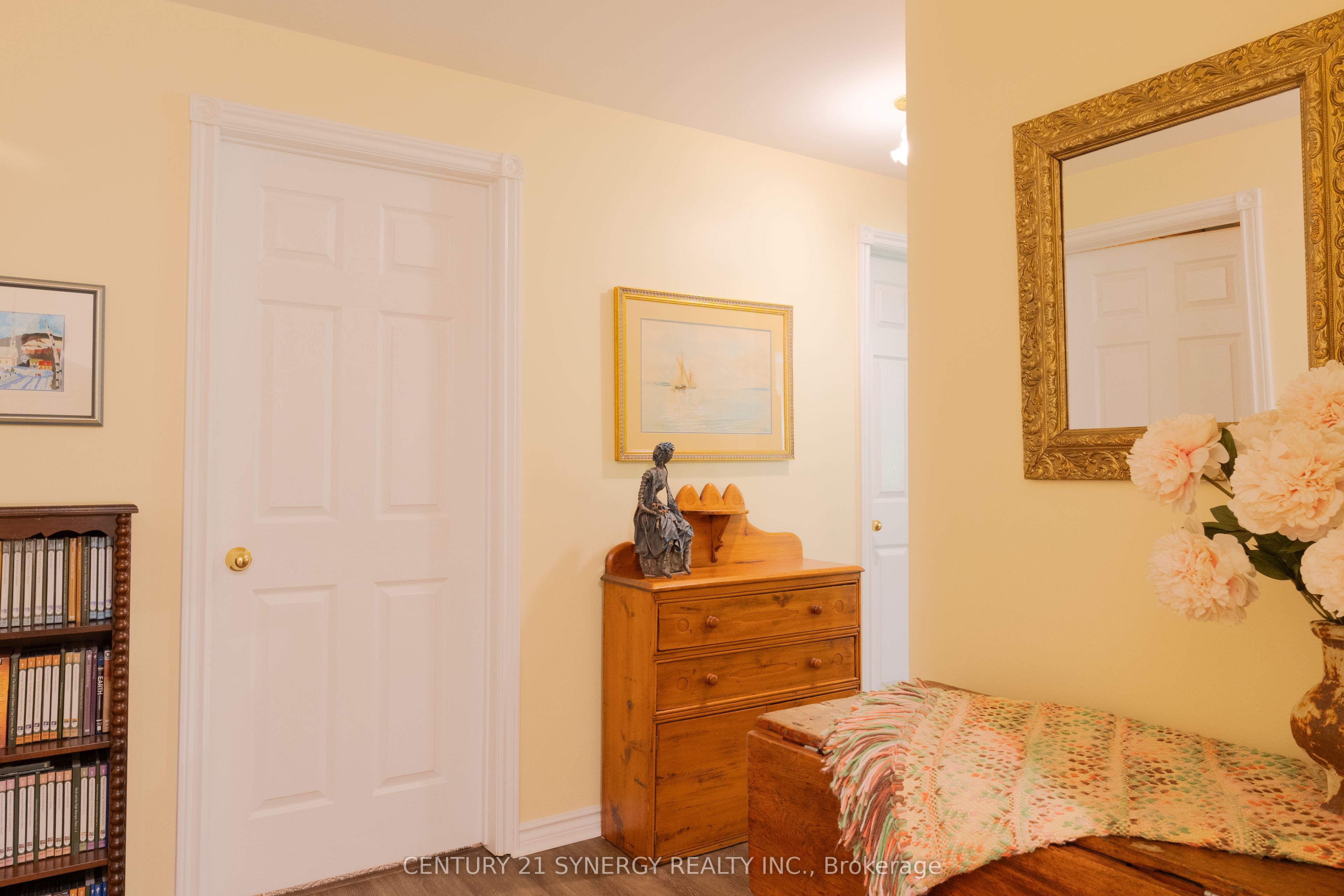 504 Kenyon Road Property Photo 30