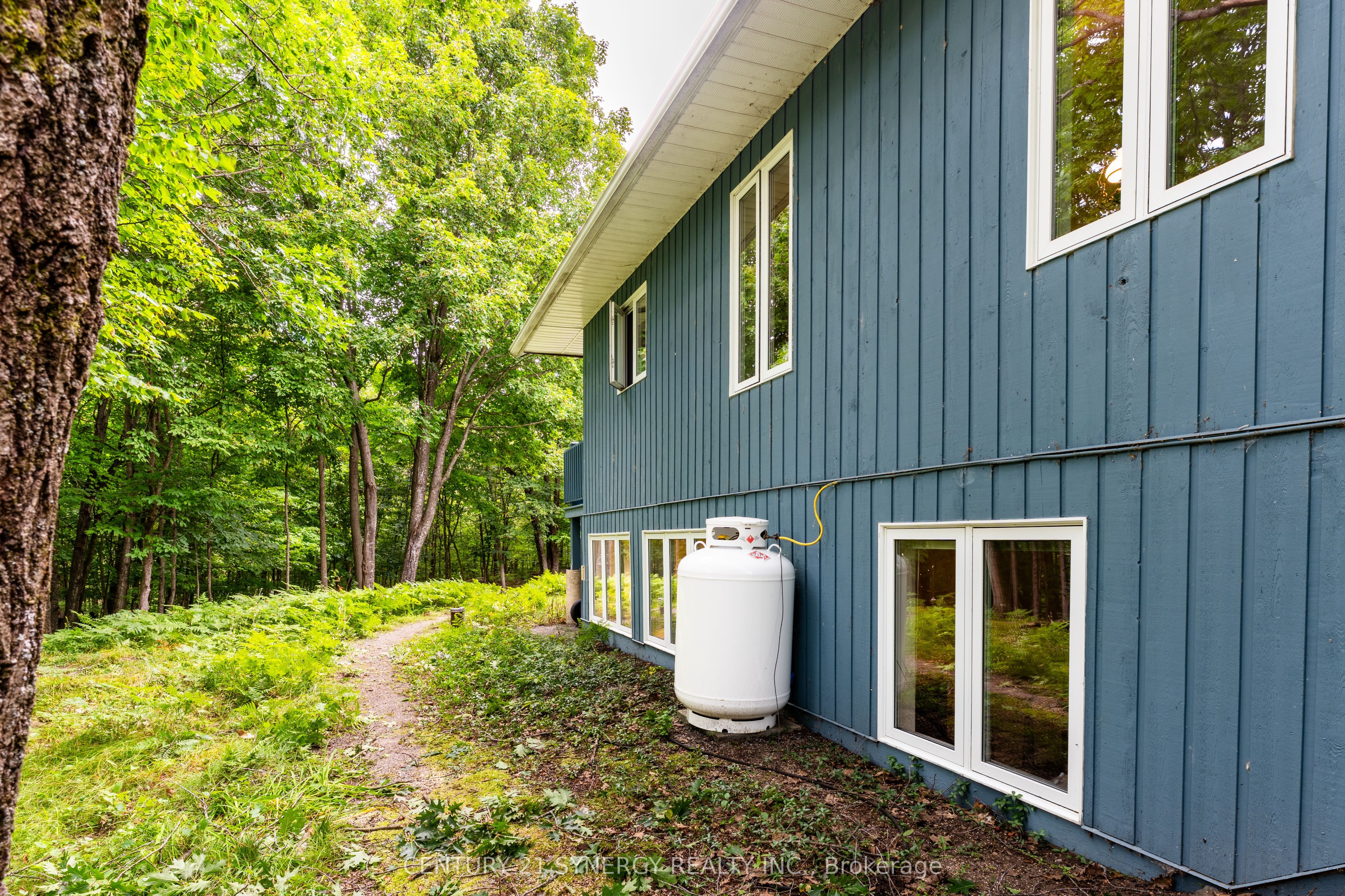 504 Kenyon Road Property Photo 48