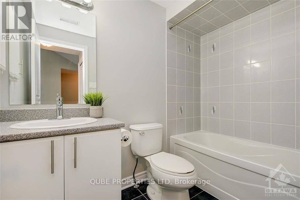 40 Tayside Private Unit G Property Photo 16