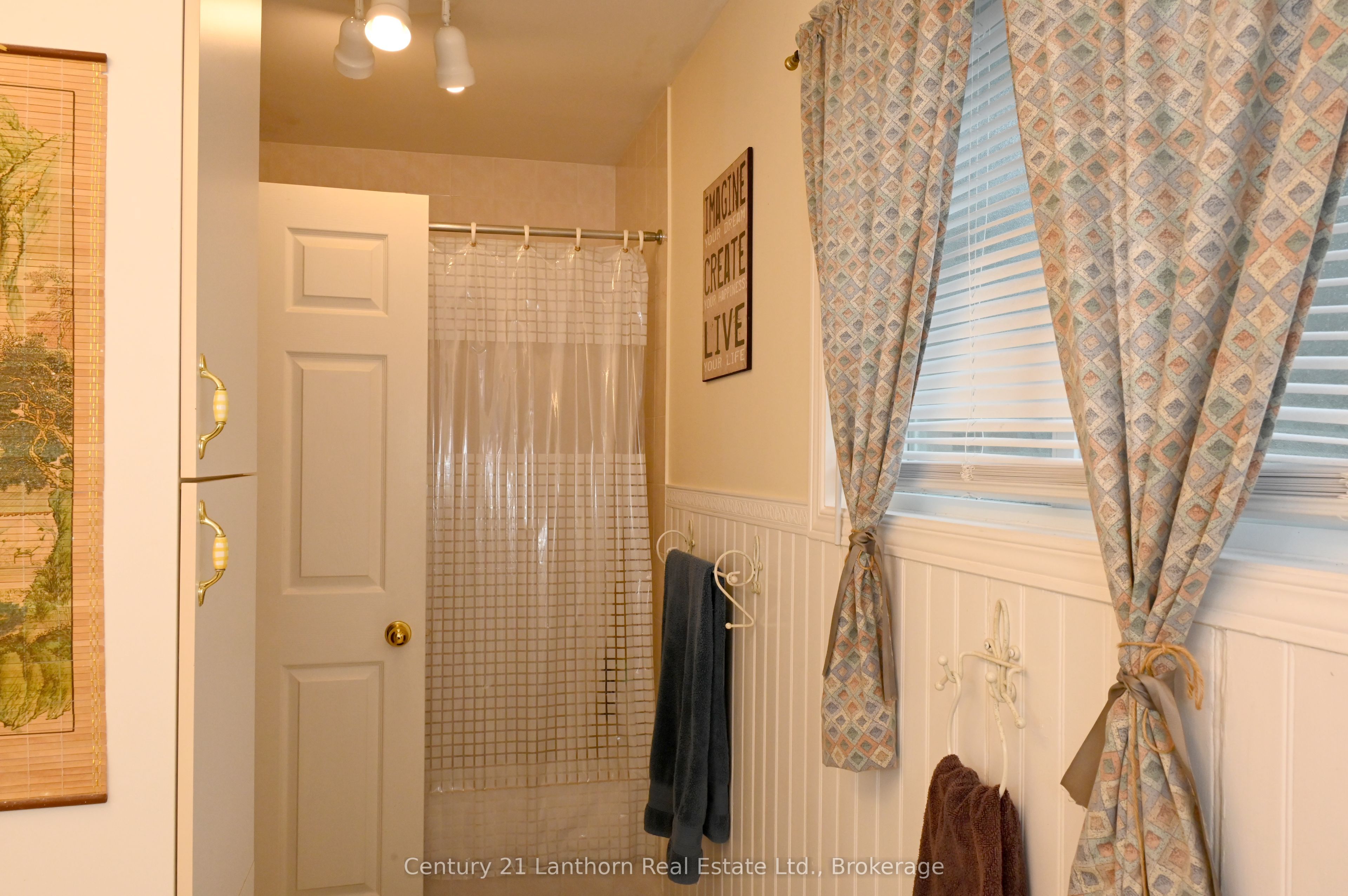 1 Reynolds Place N Property Photo 14
