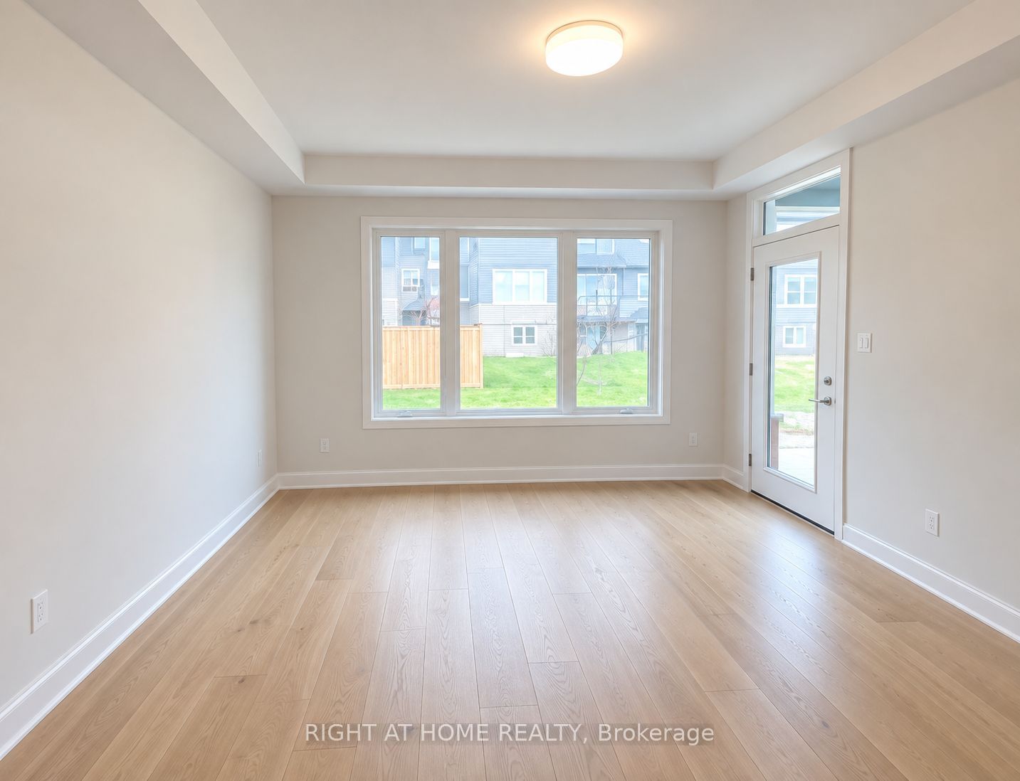 91 York Drive Property Photo 4