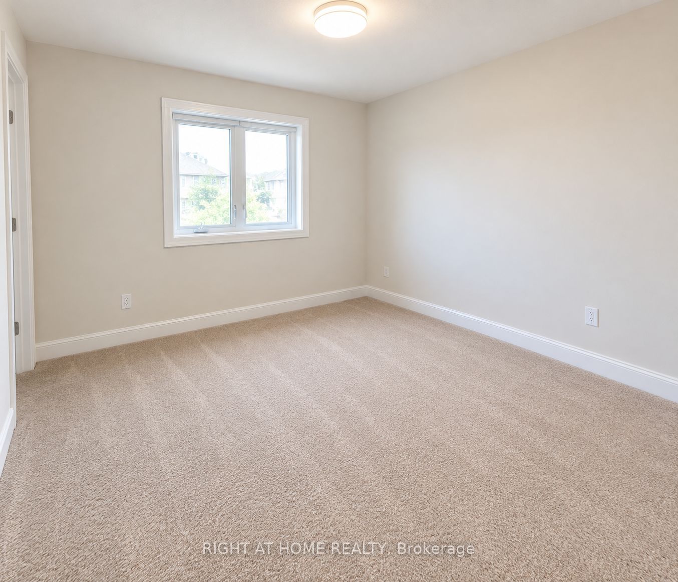 91 York Drive Property Photo 10