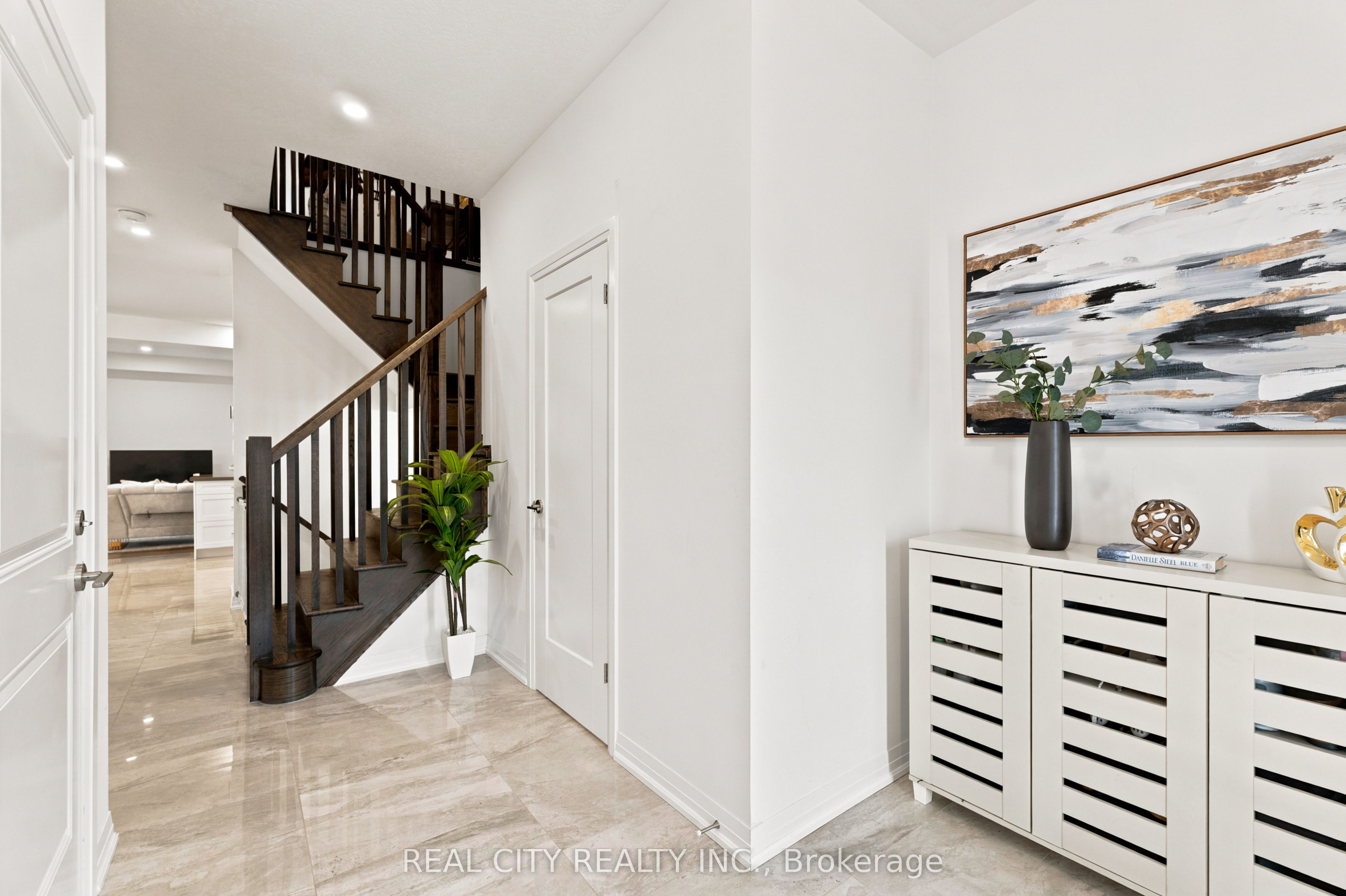 236 Rockledge Drive Property Photo 12