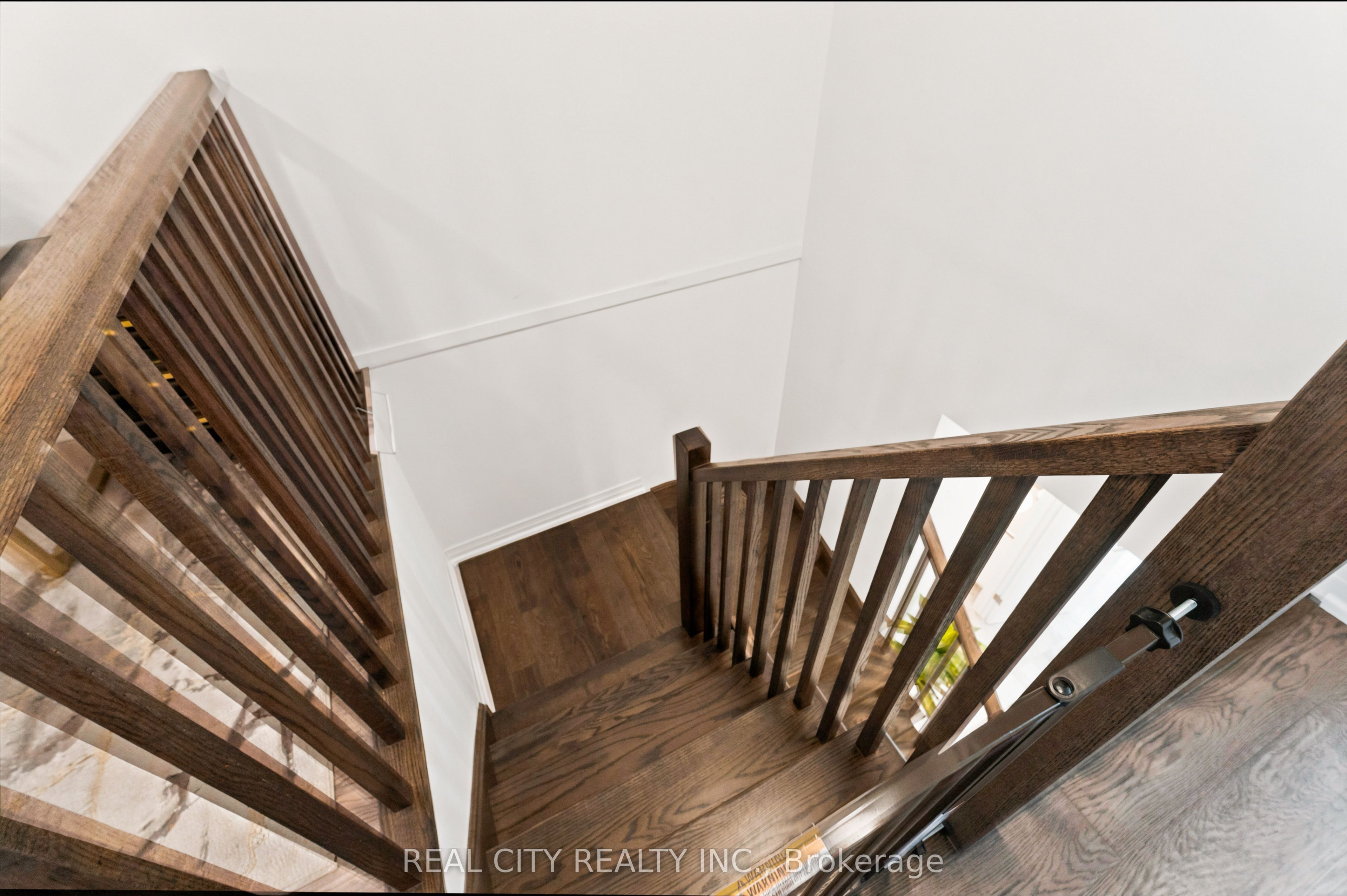 236 Rockledge Drive Property Photo 41