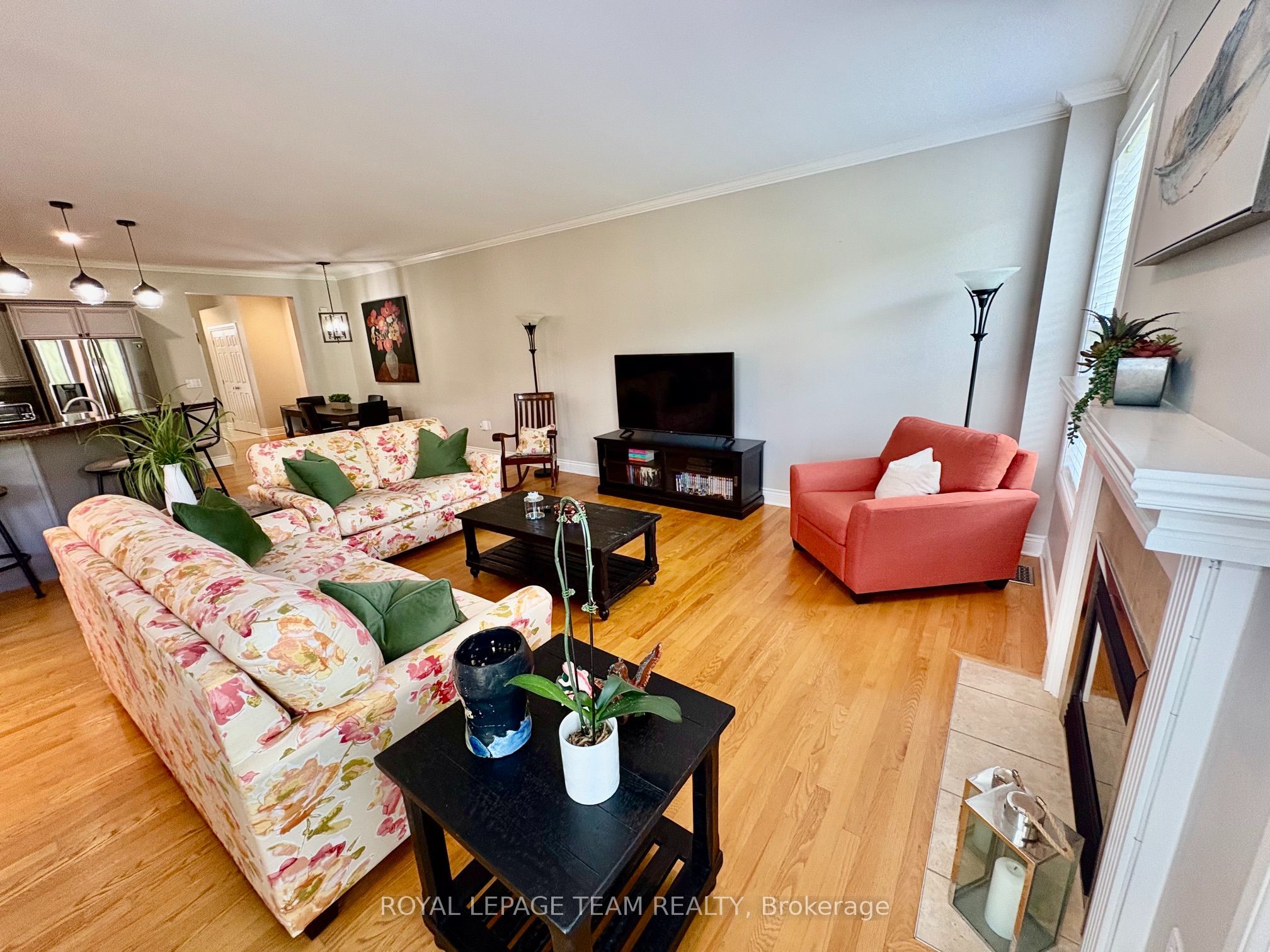 253 Berrigan Drive Property Photo 14