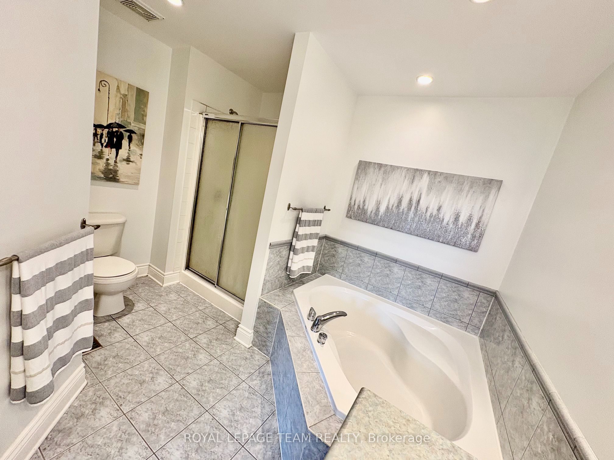 253 Berrigan Drive Property Photo 35