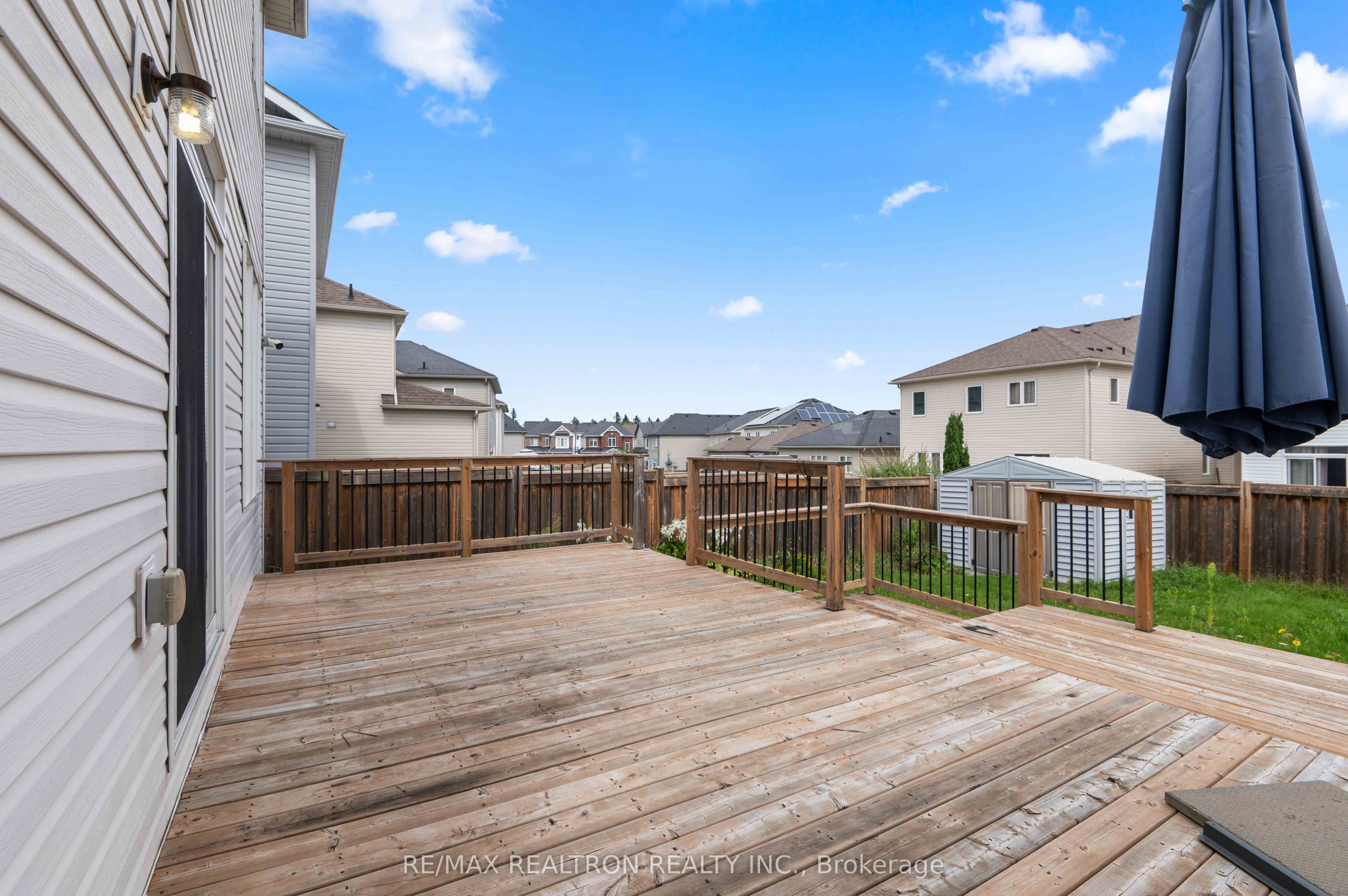 525 Brett Street Property Photo 13