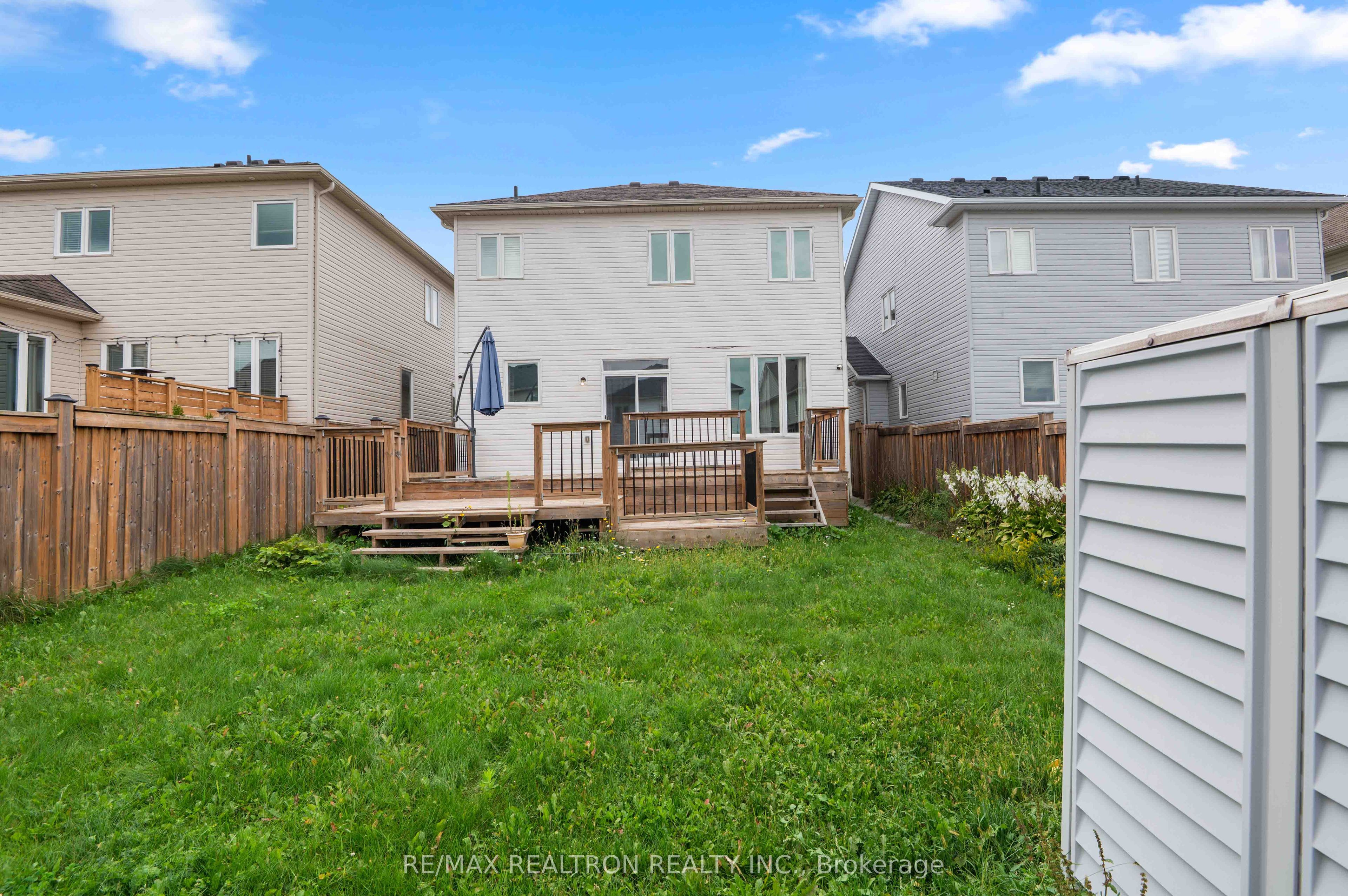 525 Brett Street Property Photo 29