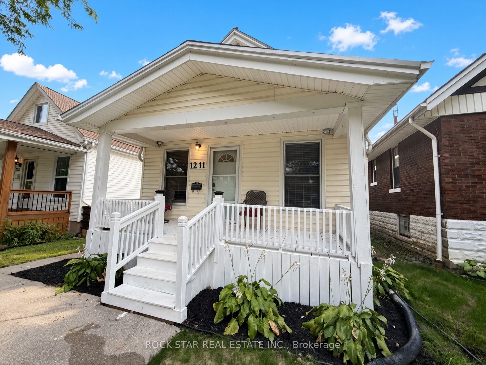1211 Lincoln Road Property Photo 4