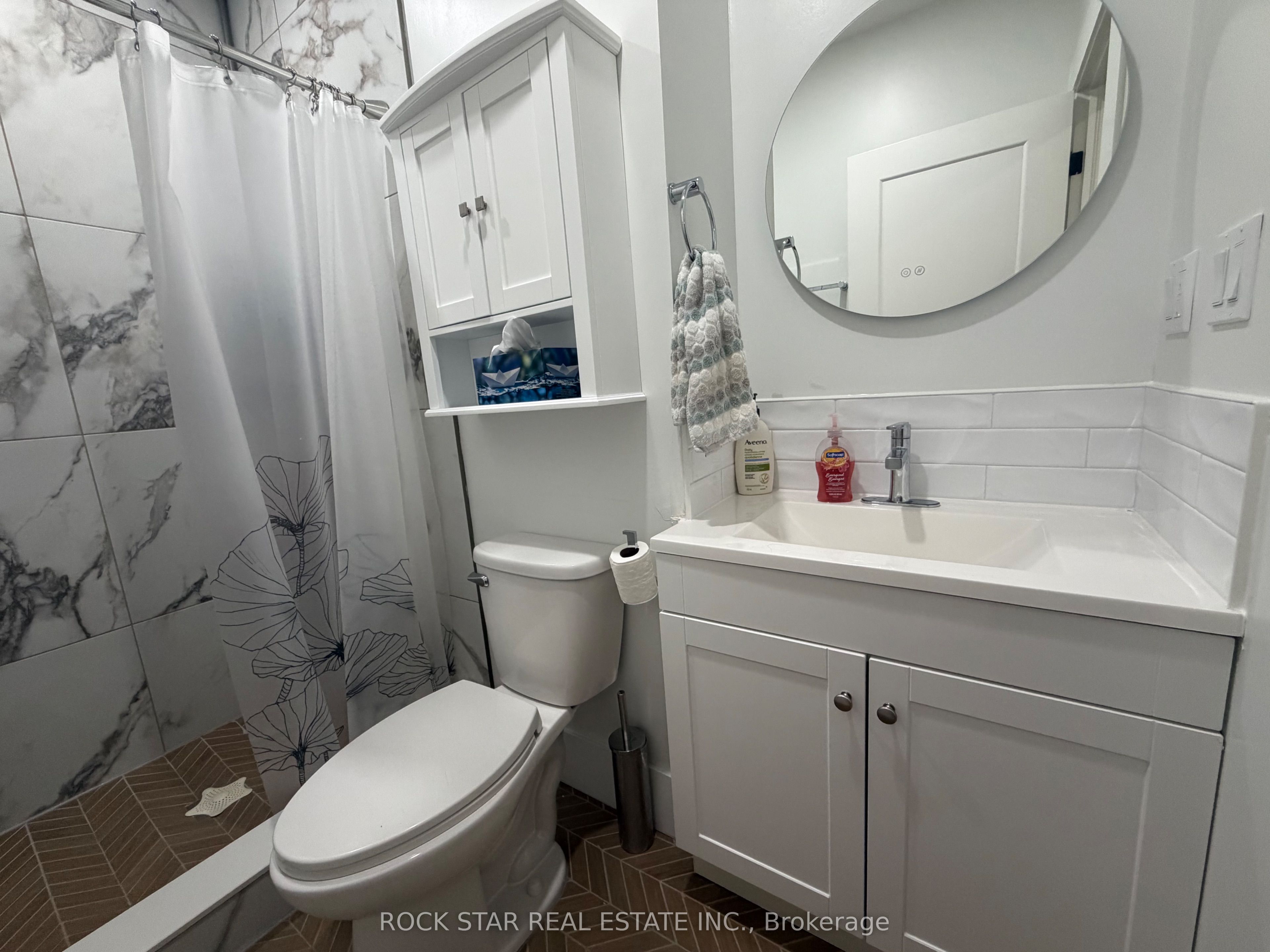 1211 Lincoln Road Property Photo 17
