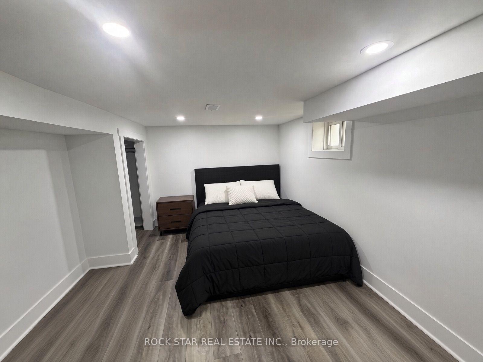 1211 Lincoln Road Property Photo 20
