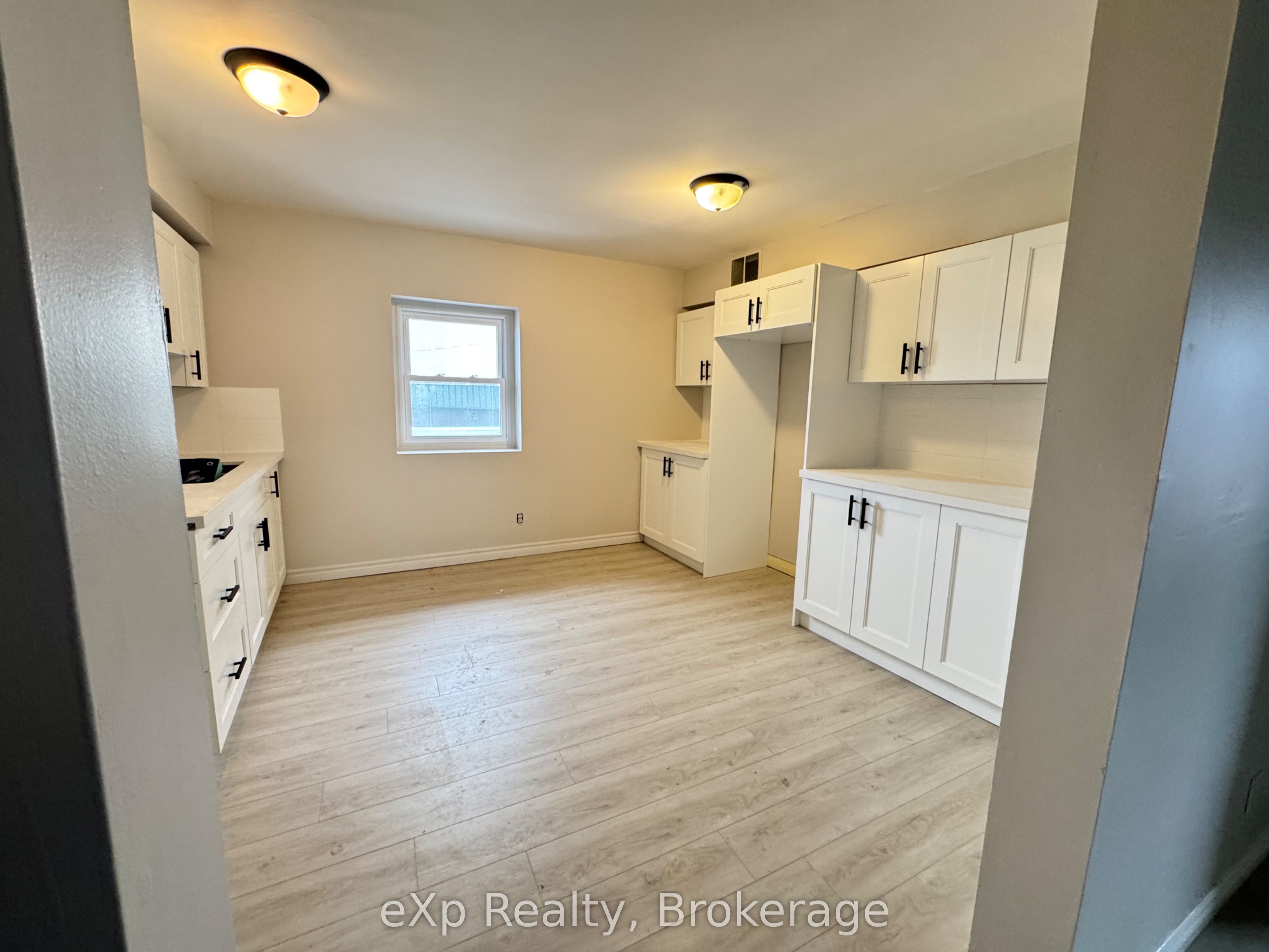 2 King Street Apt 2 Property Photo 3
