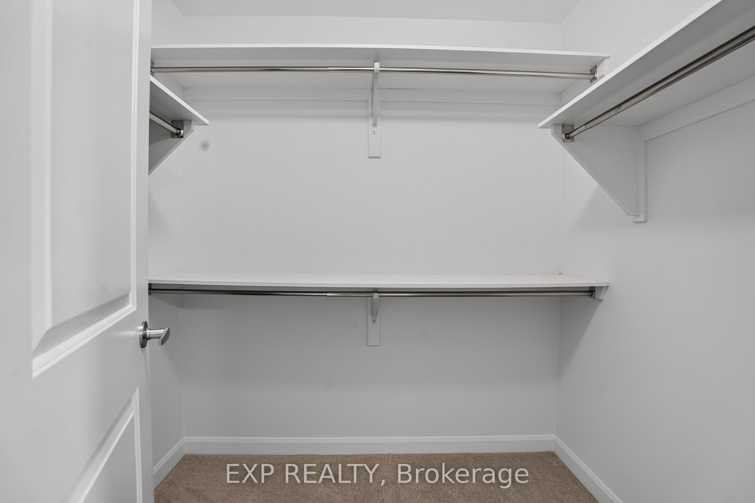 230 Shallow Pond Place Property Photo 19