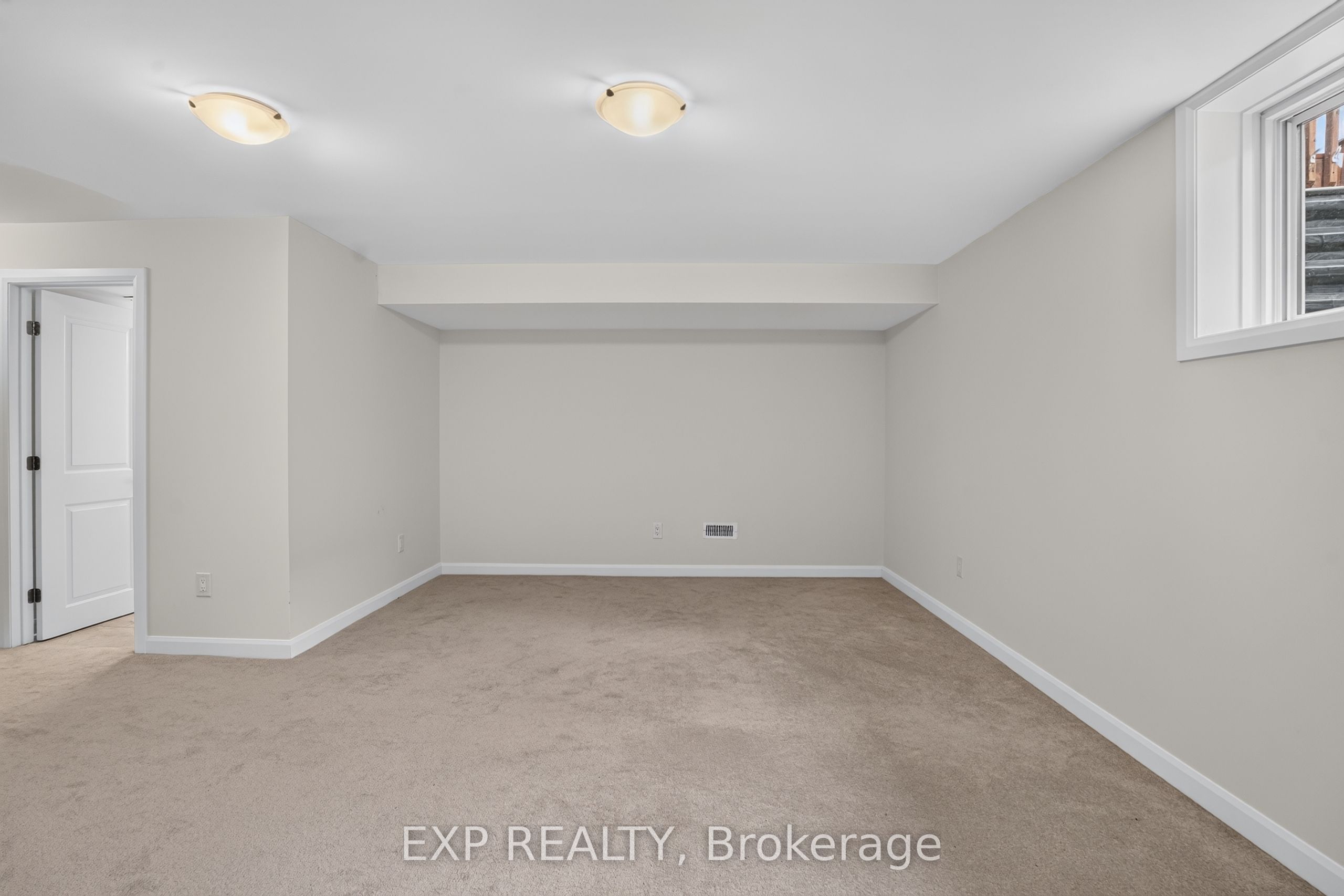 230 Shallow Pond Place Property Photo 27