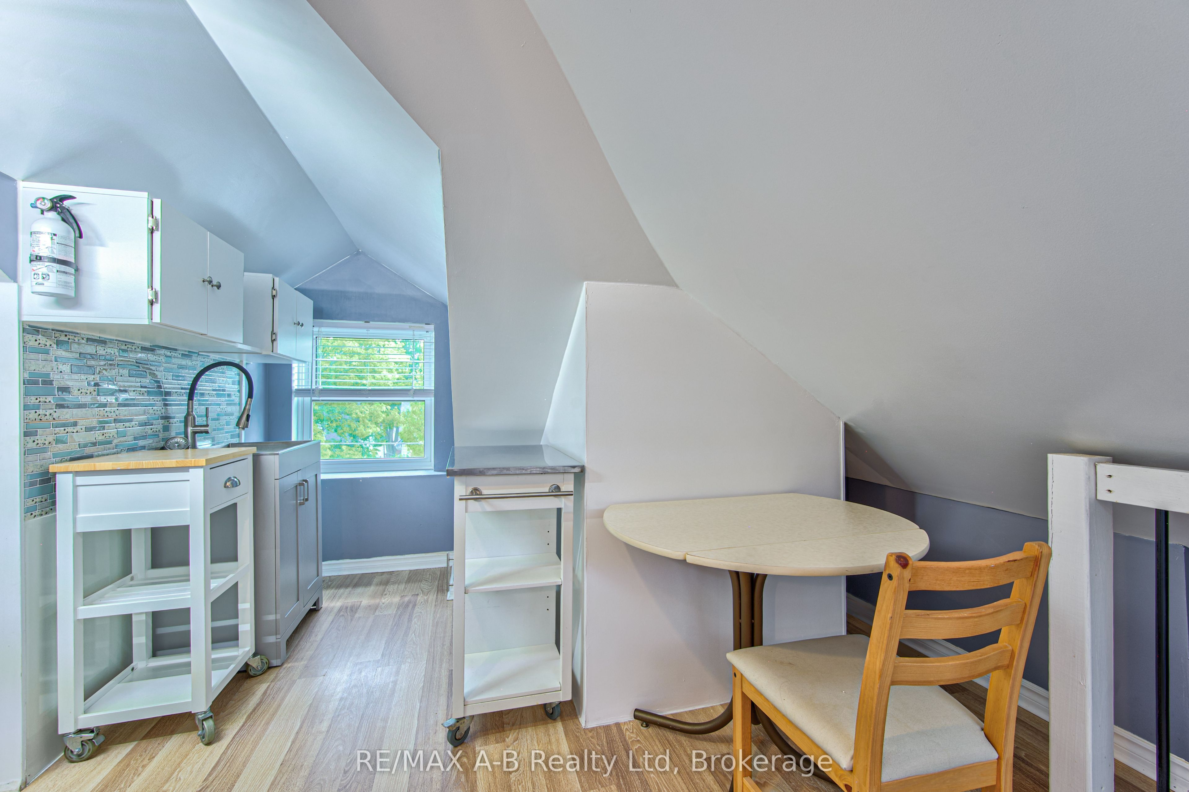 40 Douro Street Property Photo 39
