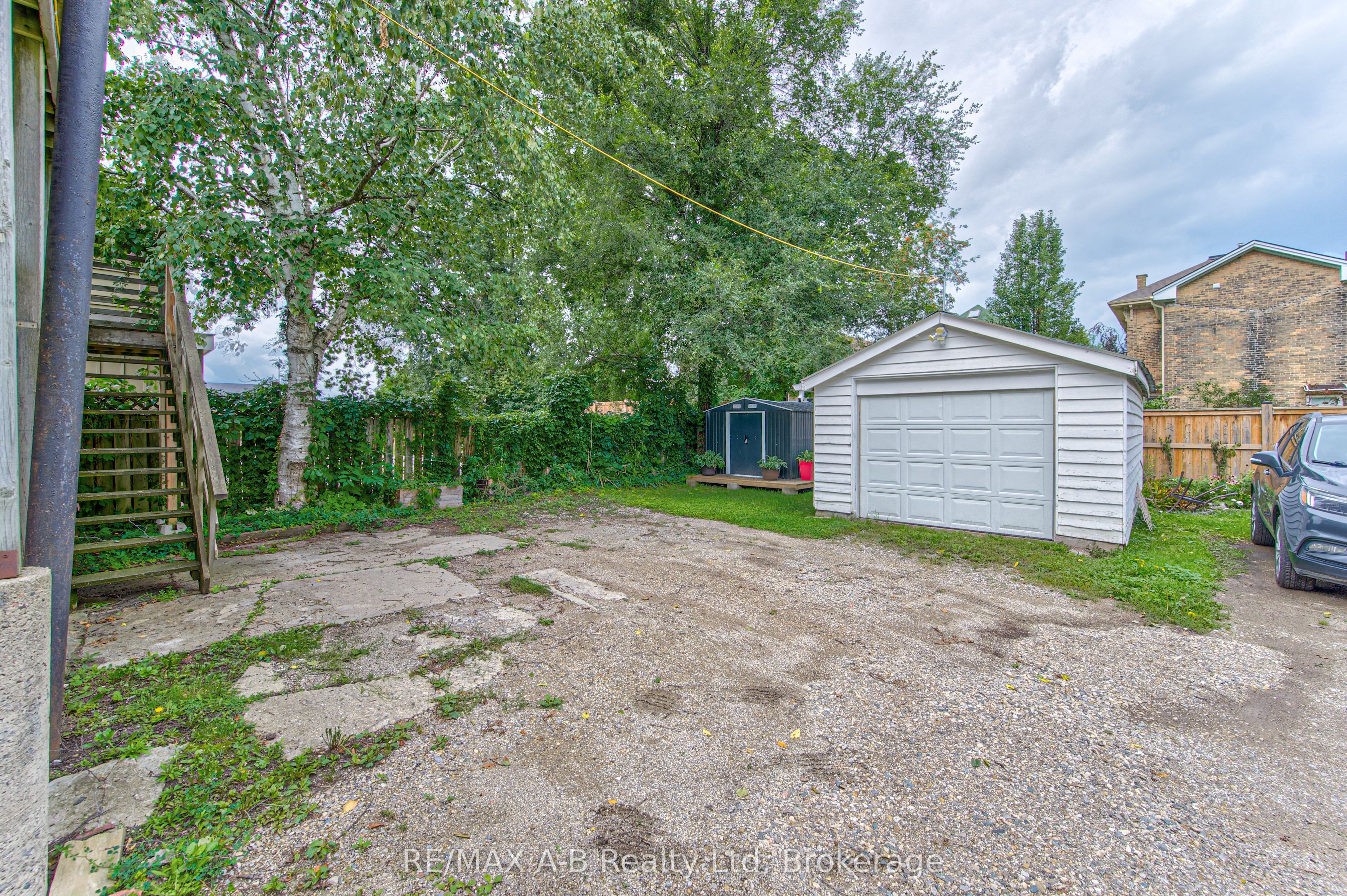 40 Douro Street Property Photo 43