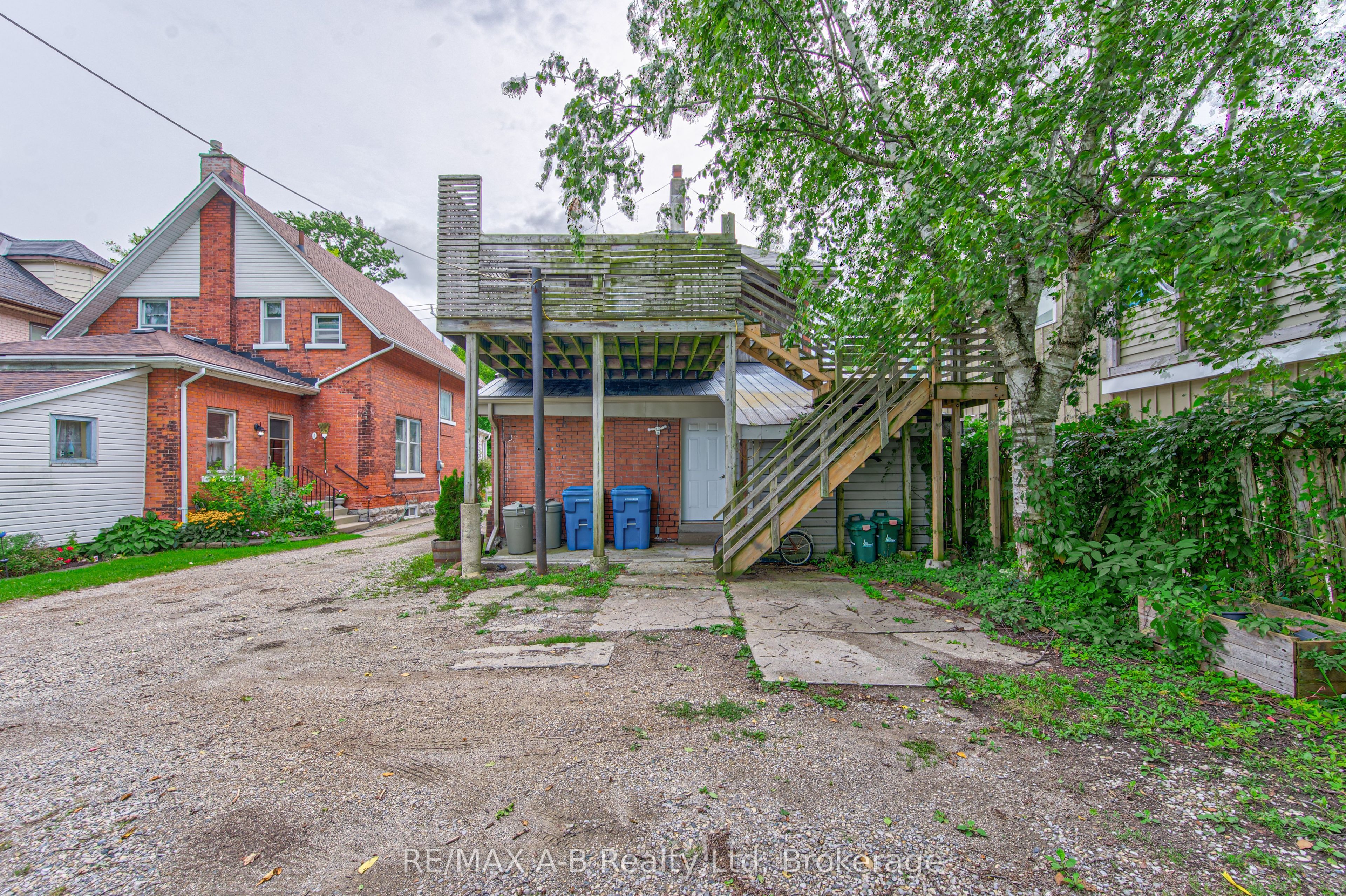 40 Douro Street Property Photo 45