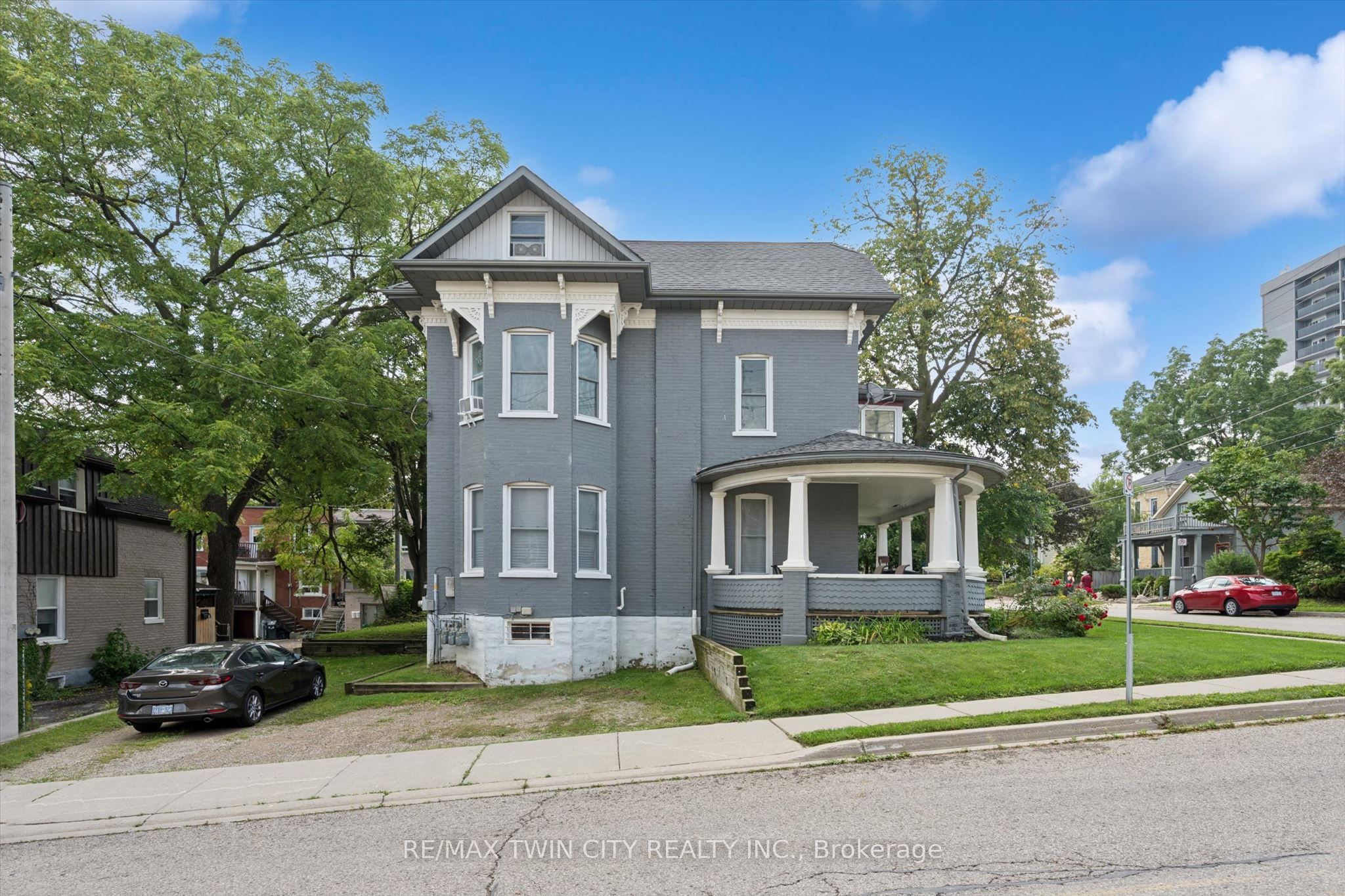 114 Church Street Property Photo 3