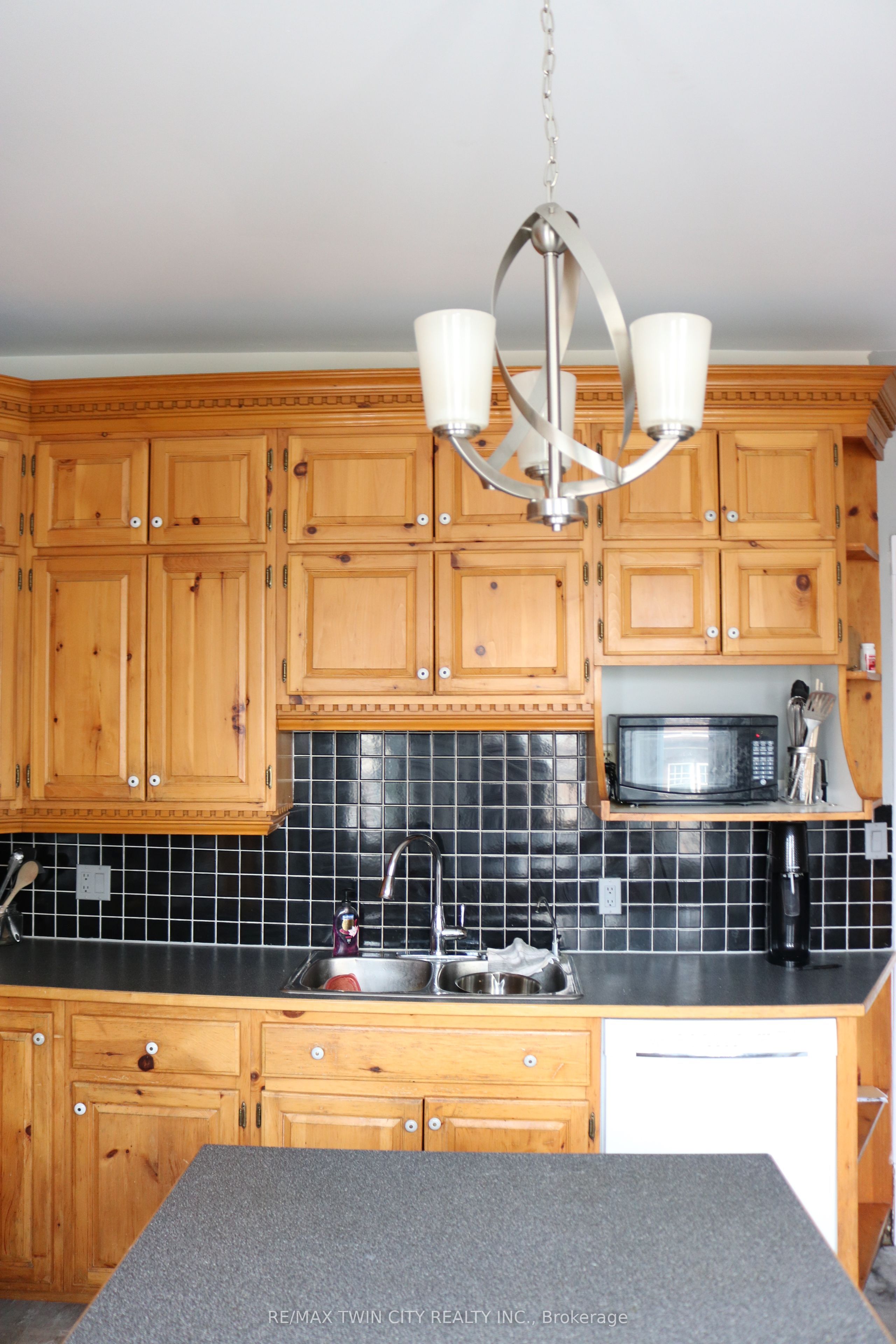 114 Church Street Property Photo 23