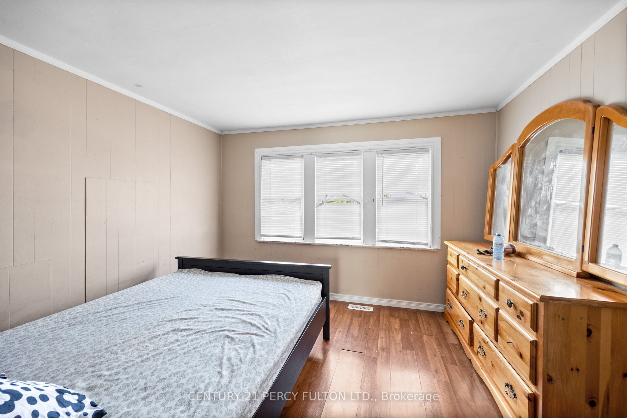 1259 Cataraqui Street Property Photo 10