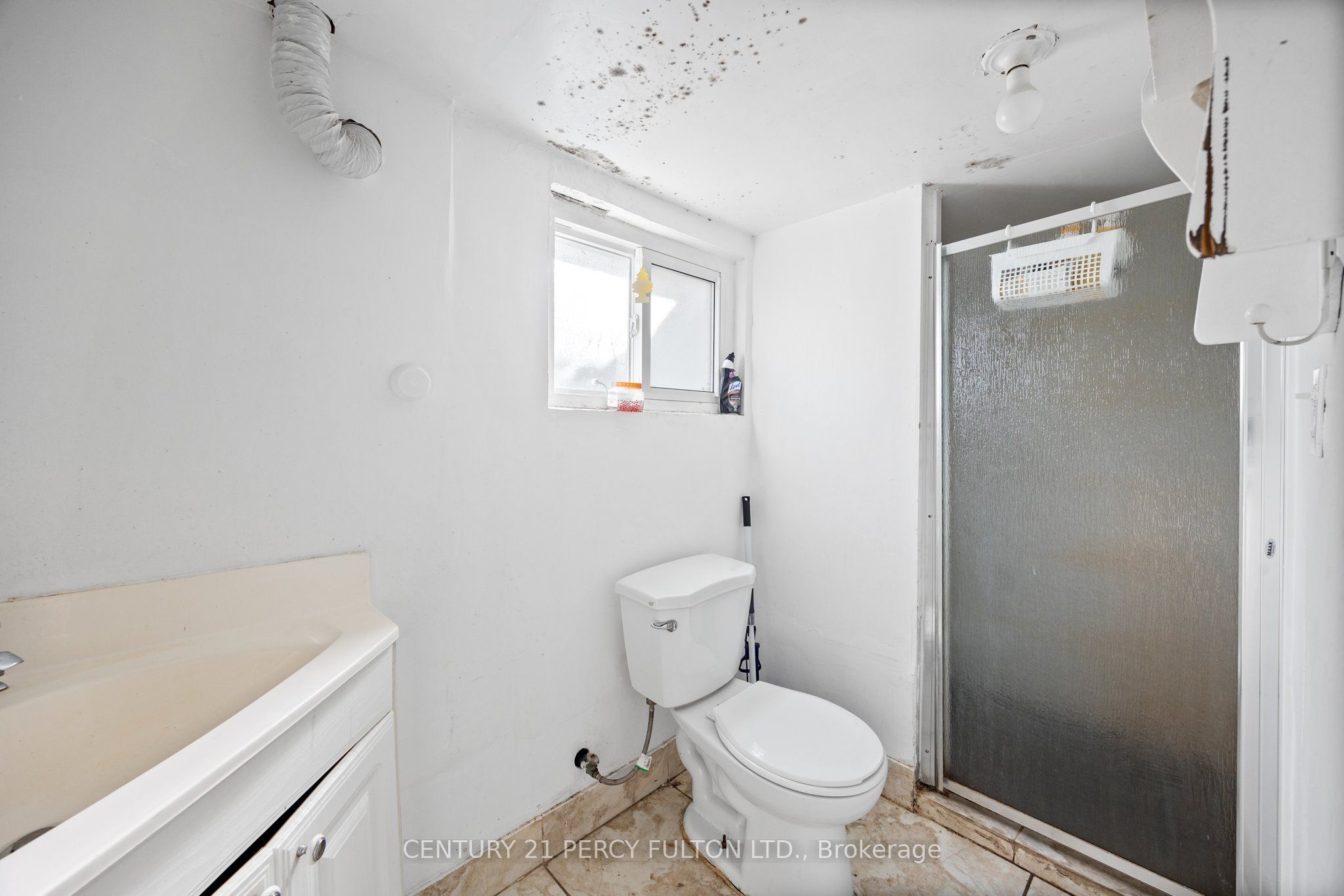 1259 Cataraqui Street Property Photo 13