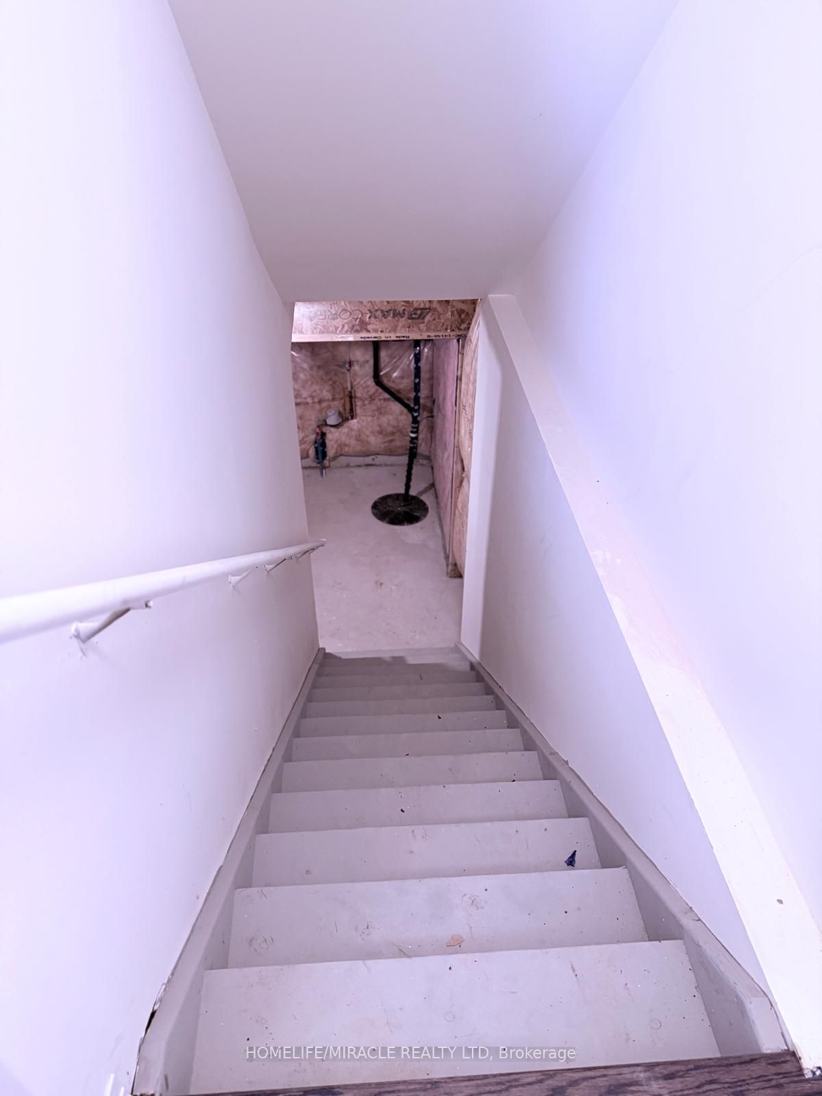 82 Mckernan Avenue Property Photo 41