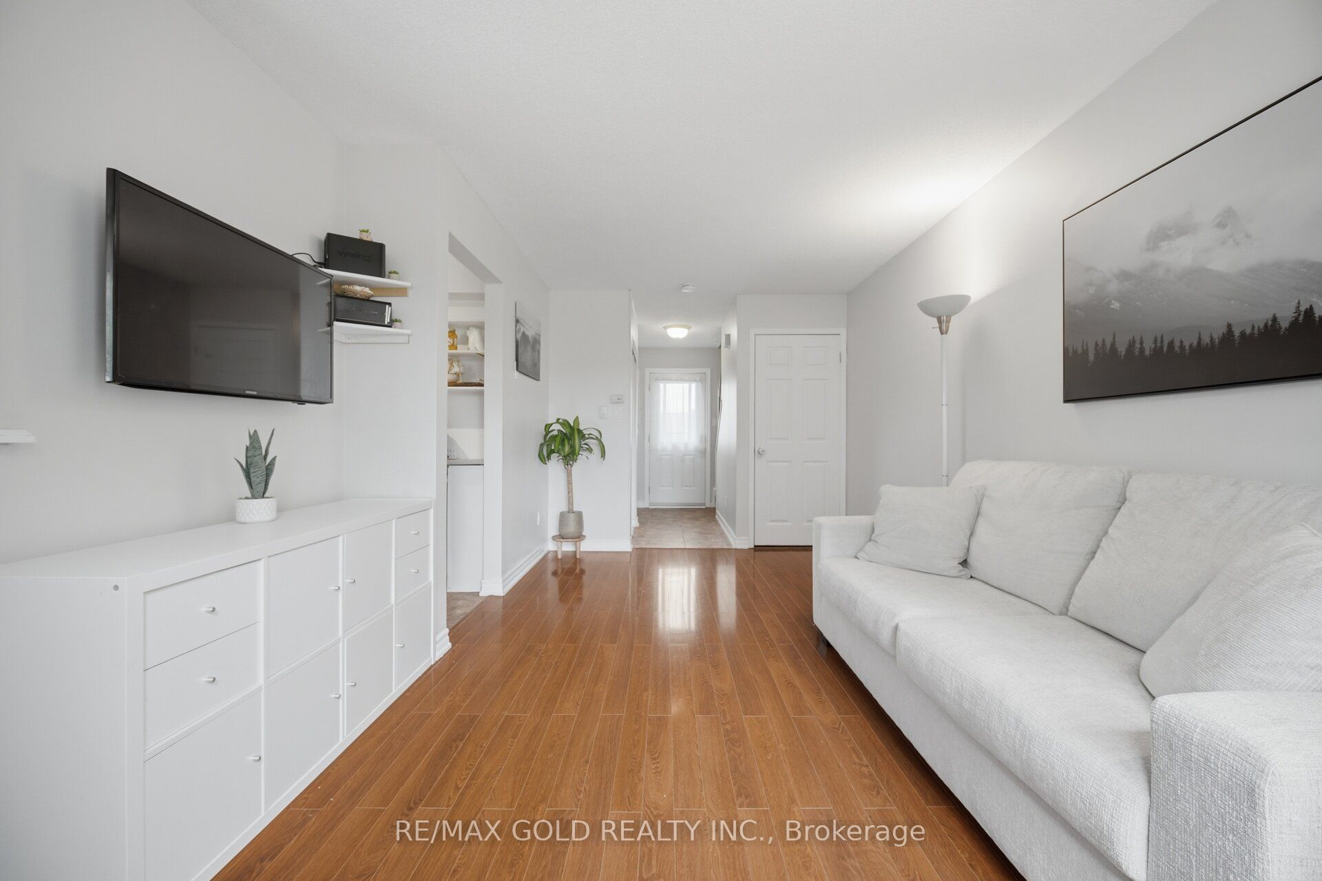 65 Scott Street 12 Property Photo 8