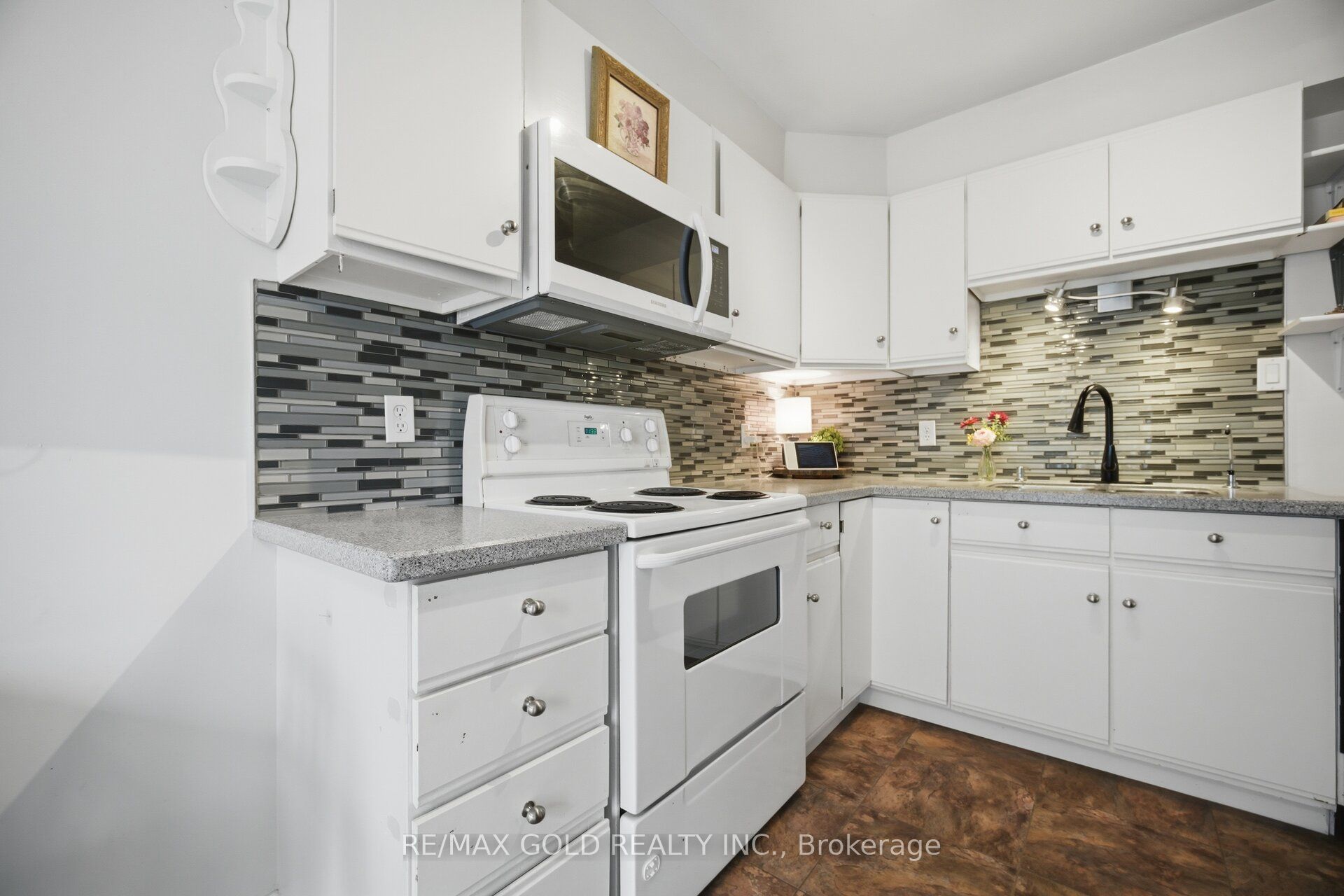 65 Scott Street 12 Property Photo 12