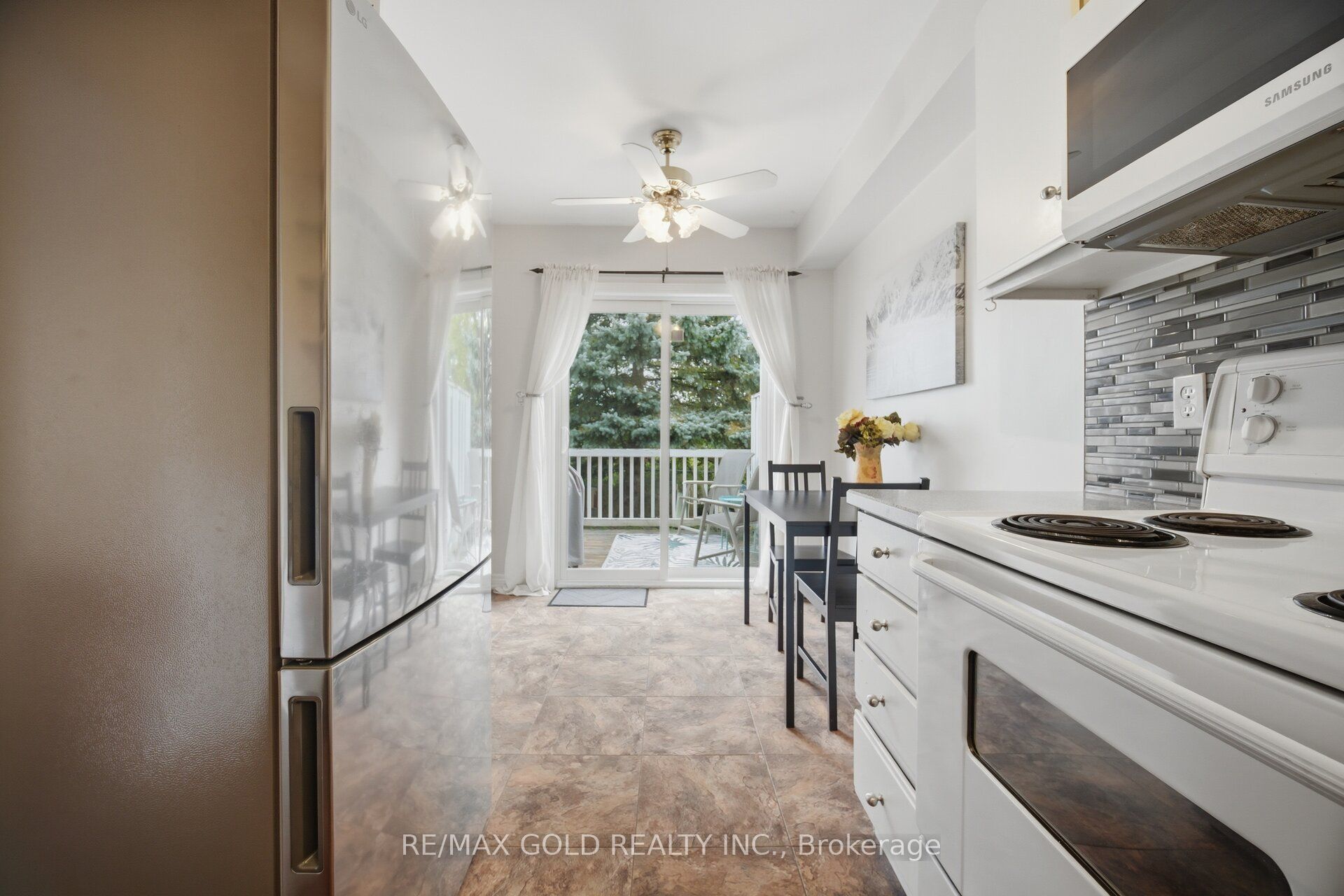 65 Scott Street 12 Property Photo 15