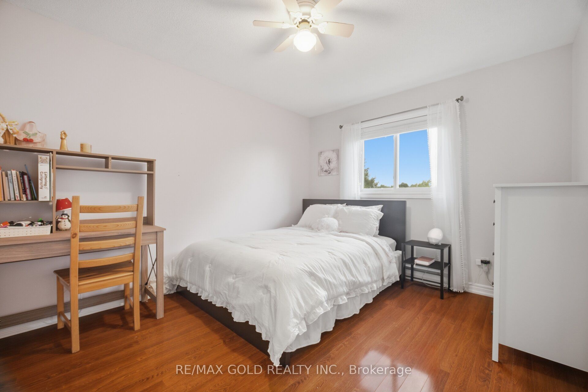 65 Scott Street 12 Property Photo 23